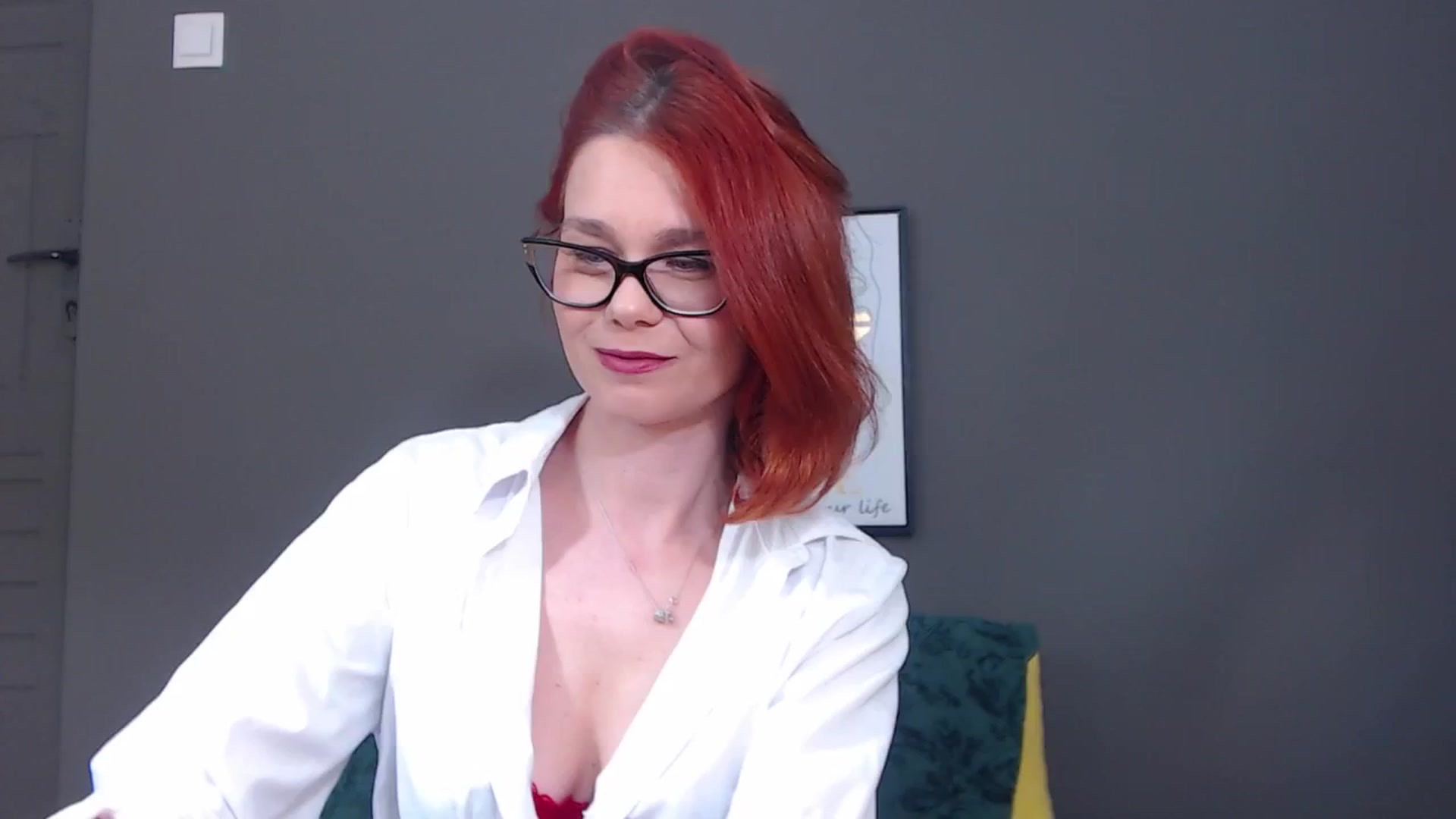 Gallery image thumbnail from Syllena's myfreecams stream on, 04/21/2026, 23:06 image 15 of 20