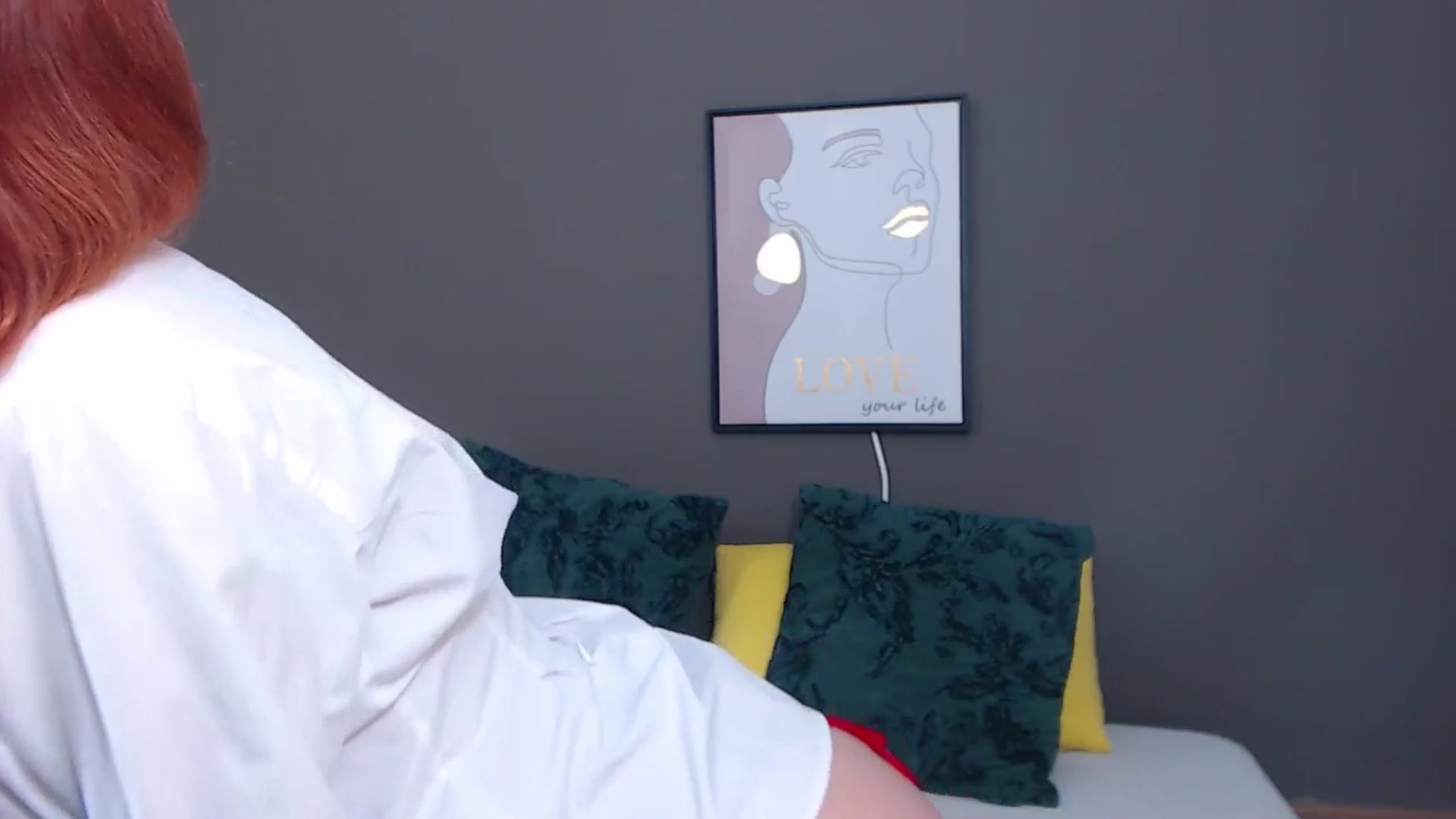 Gallery image thumbnail from Syllena's myfreecams stream on, 04/22/2026, 24:00 image 12 of 20