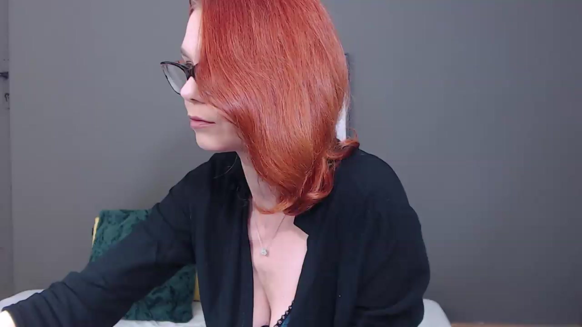 Gallery image thumbnail from Syllena's myfreecams stream on, 05/18/2026, 21:20 image 10 of 20