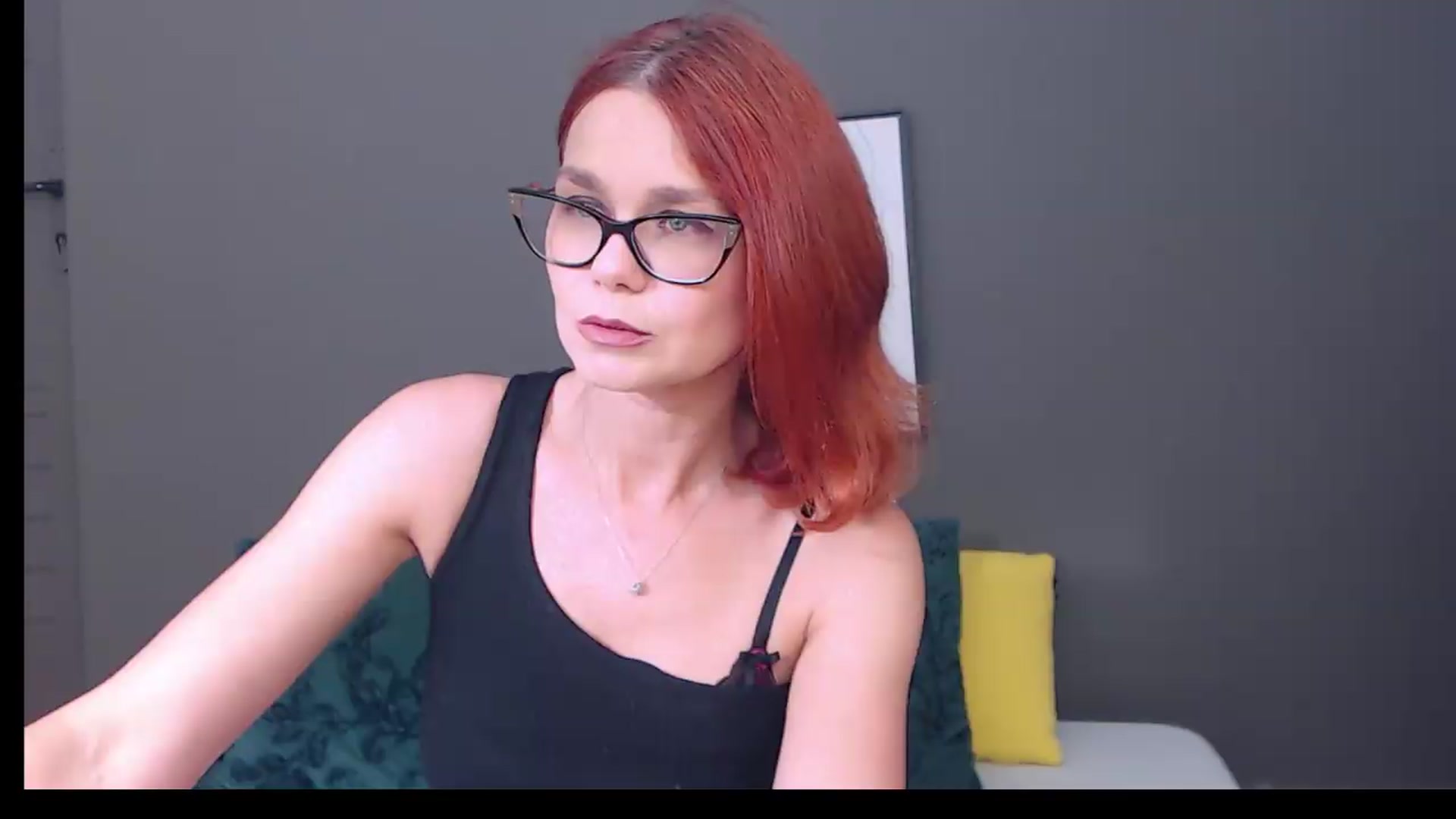 Gallery image thumbnail from Syllena's myfreecams stream on, 07/21/2026, 21:51 image 3 of 20