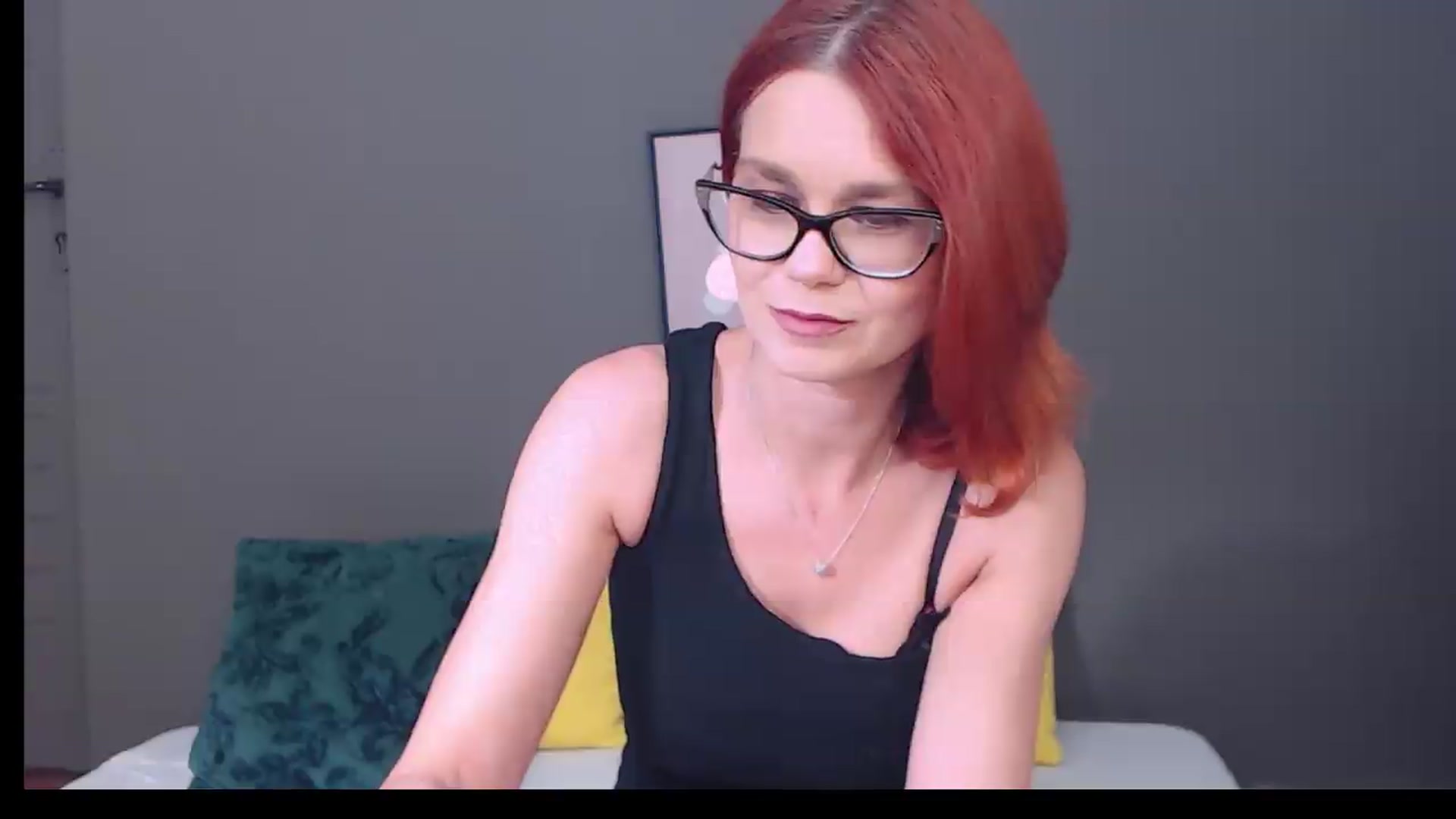 Gallery image thumbnail from Syllena's myfreecams stream on, 07/21/2026, 21:51 image 2 of 20