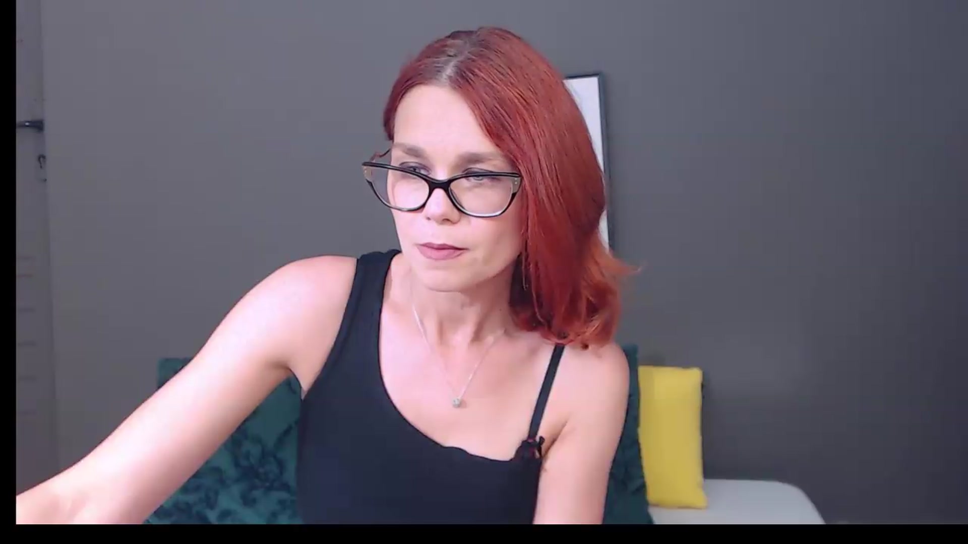 Gallery image thumbnail from Syllena's myfreecams stream on, 07/21/2026, 21:51 image 15 of 20