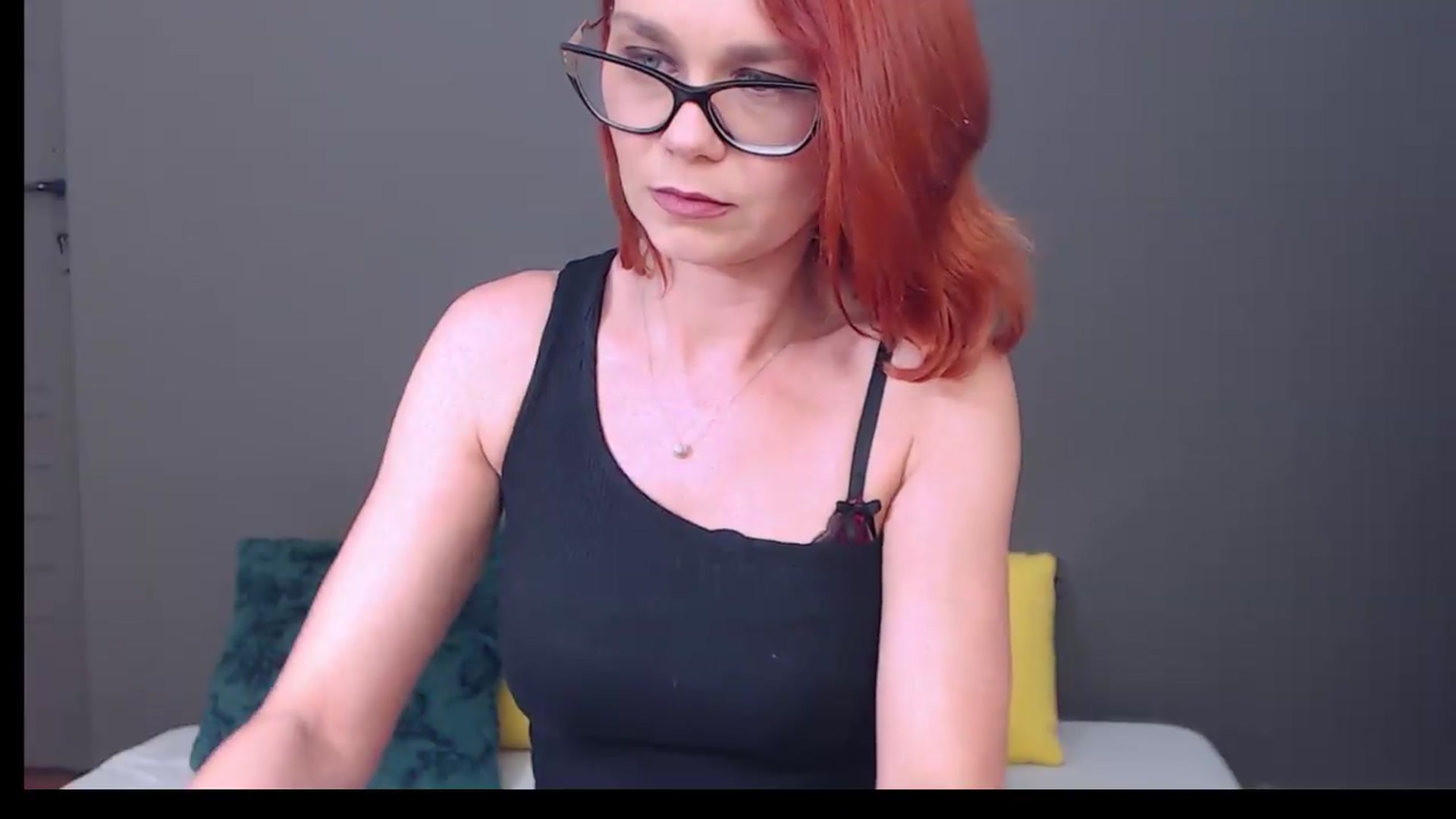 Gallery image thumbnail from Syllena's myfreecams stream on, 07/21/2026, 21:51 image 11 of 20