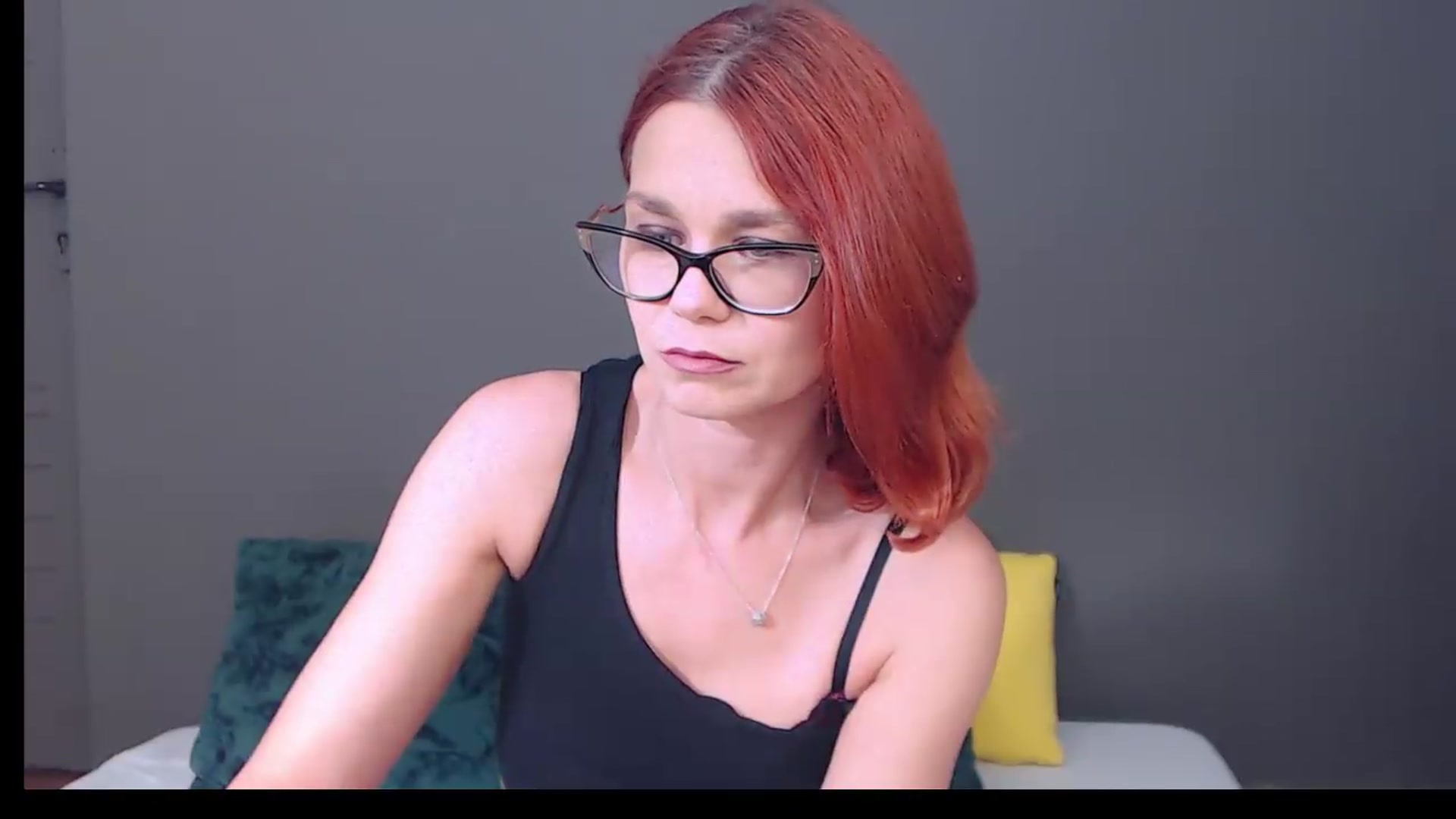 Gallery image thumbnail from Syllena's myfreecams stream on, 07/21/2026, 21:51 image 9 of 20