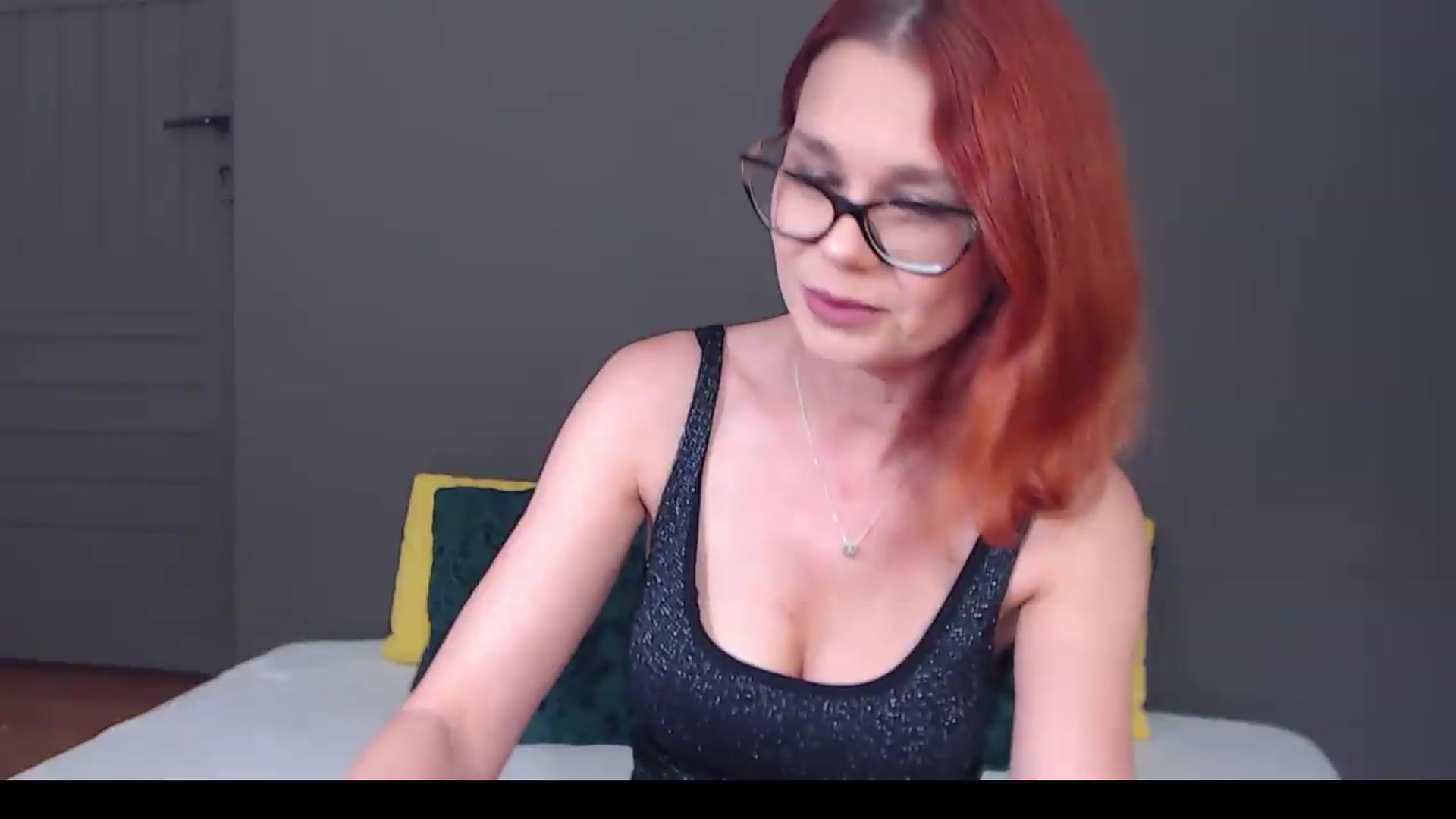 Gallery image thumbnail from Syllena's myfreecams stream on, 07/28/2026, 22:58 image 6 of 20