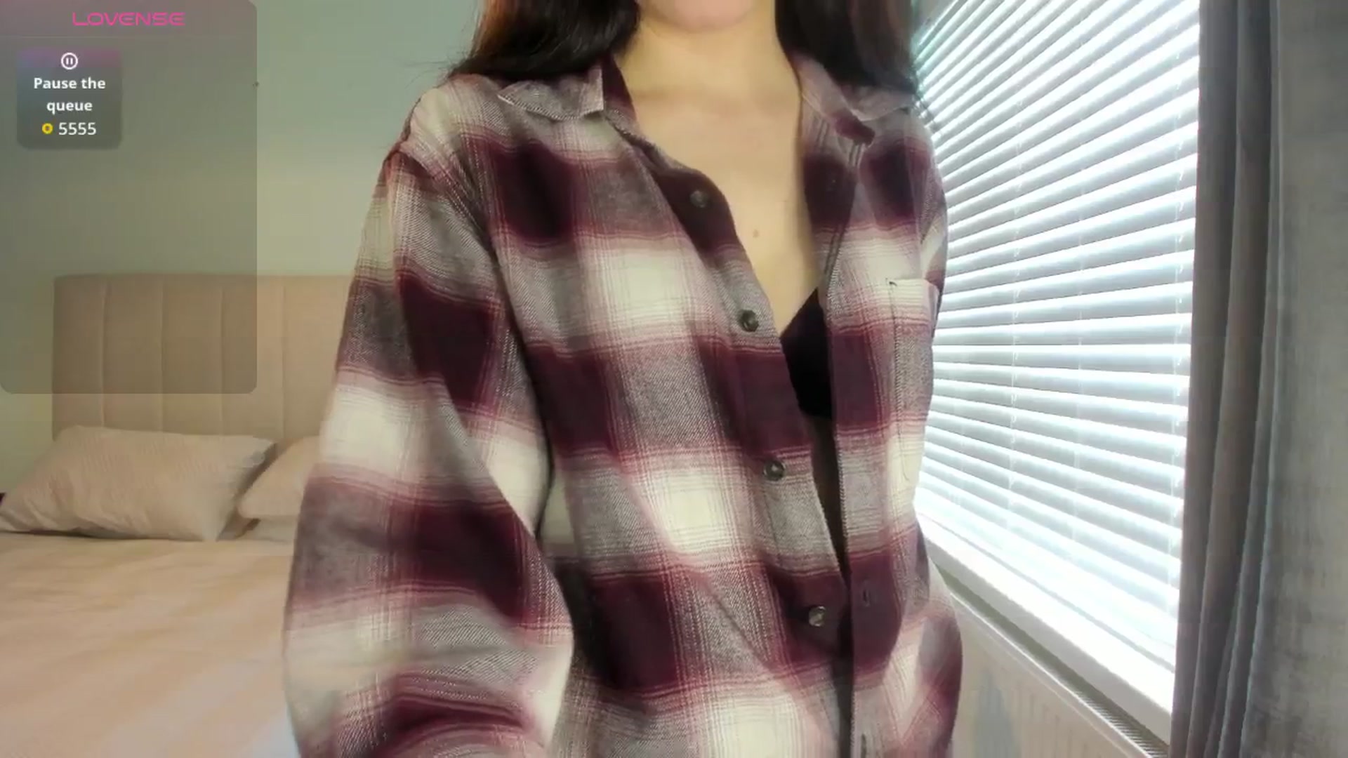 Gallery image thumbnail from SylviaShine's myfreecams stream on, 02/09/2026, 12:27 image 12 of 20