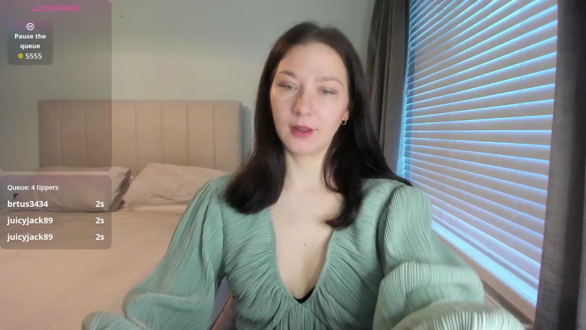 Gallery image thumbnail from SylviaShine's myfreecams stream on, 02/10/2026, 08:29 image 4 of 20