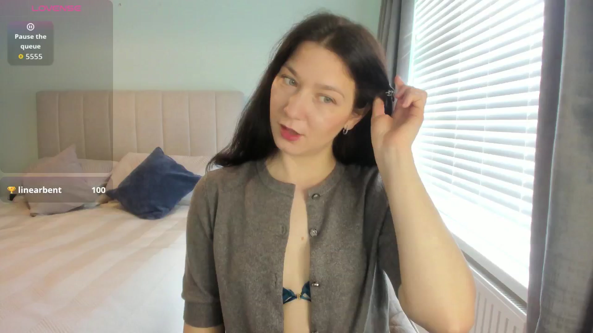 Gallery image thumbnail from SylviaShine's myfreecams stream on, 02/19/2026, 13:01 image 11 of 20