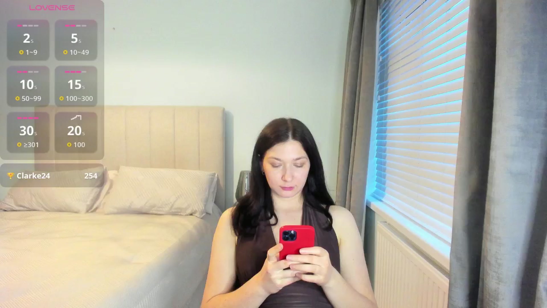 Gallery image thumbnail from SylviaShine's myfreecams stream on, 03/05/2026, 17:53 image 18 of 20