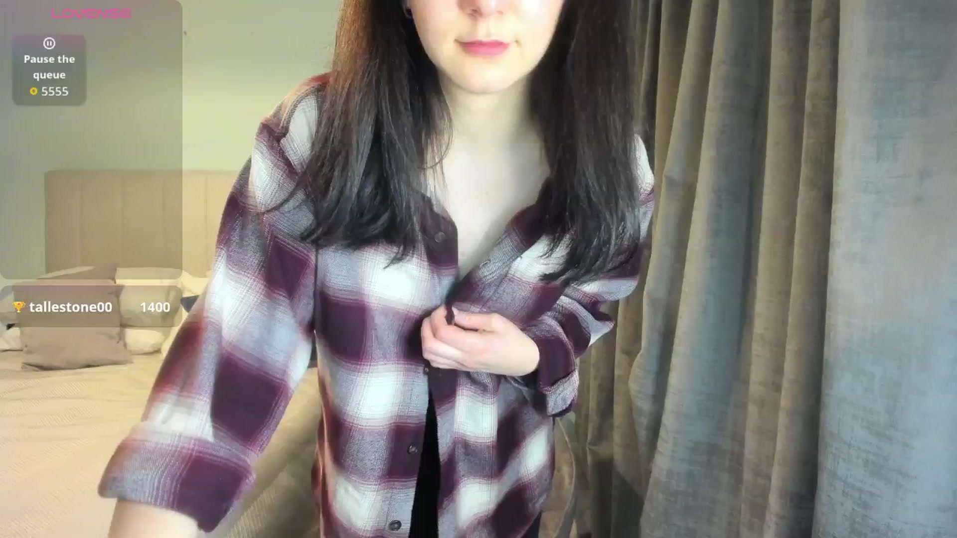Gallery image thumbnail from SylviaShine's myfreecams stream on, 03/15/2026, 20:23 image 17 of 20