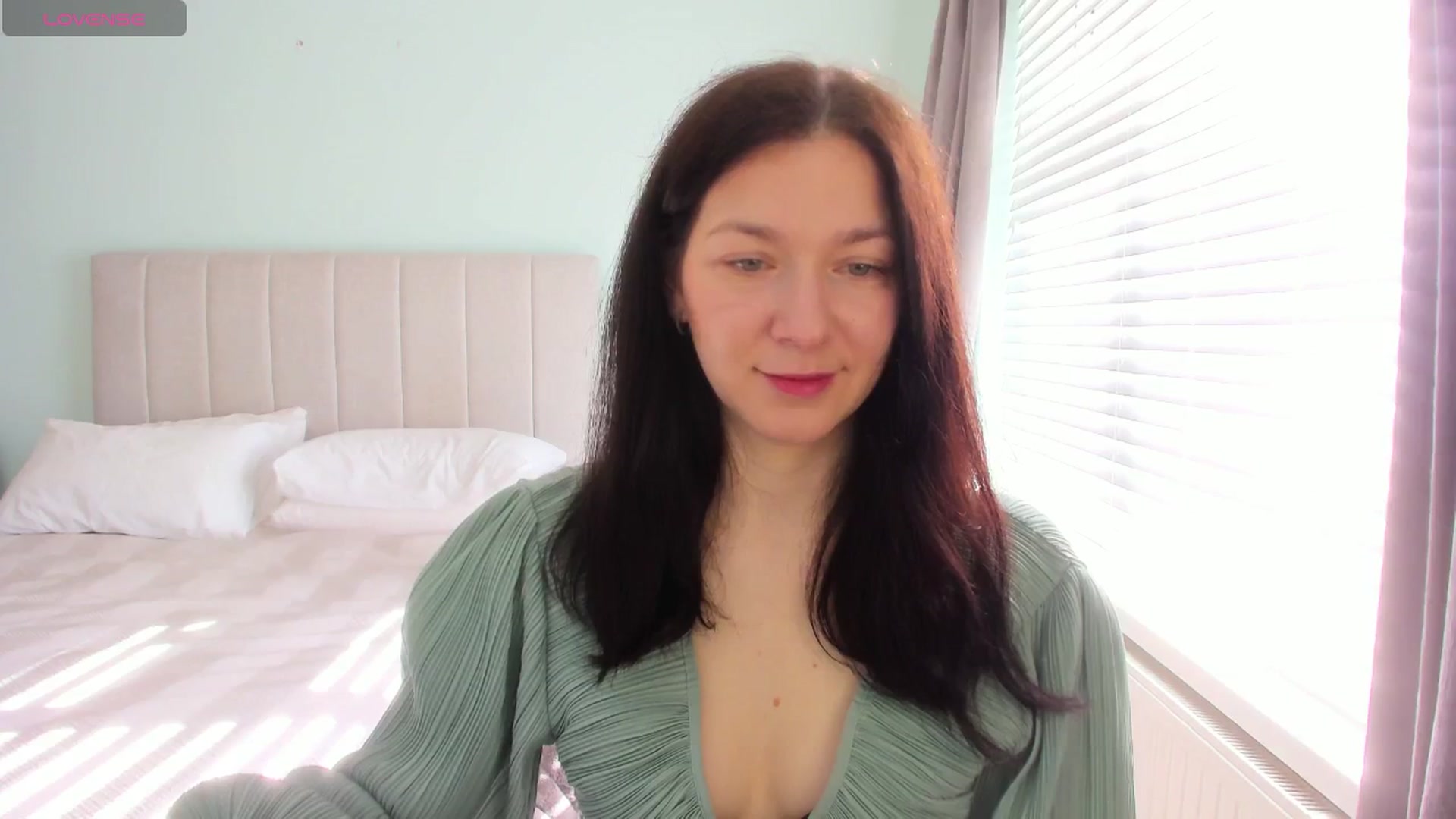 Gallery image thumbnail from SylviaShine's myfreecams stream on, 03/17/2026, 10:47 image 2 of 20