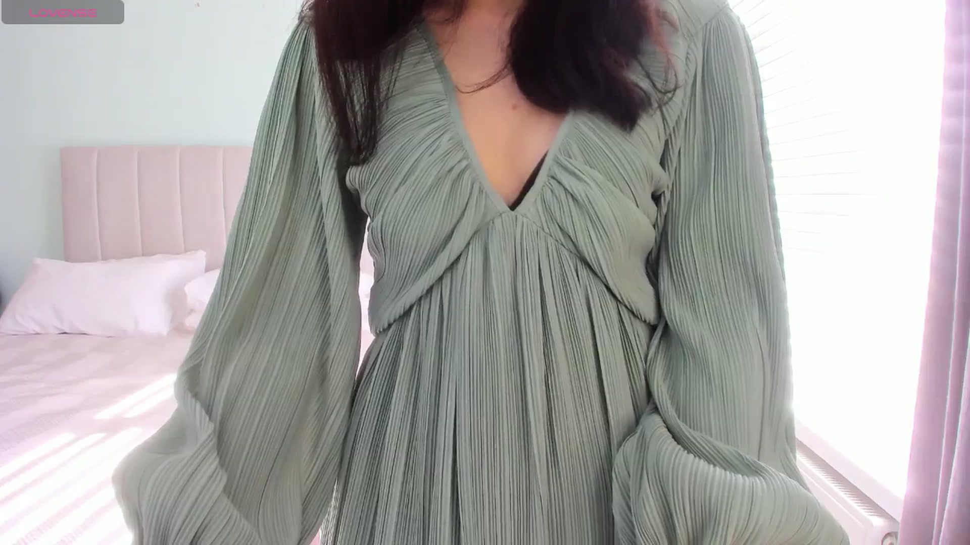 Gallery image thumbnail from SylviaShine's myfreecams stream on, 03/17/2026, 10:47 image 14 of 20