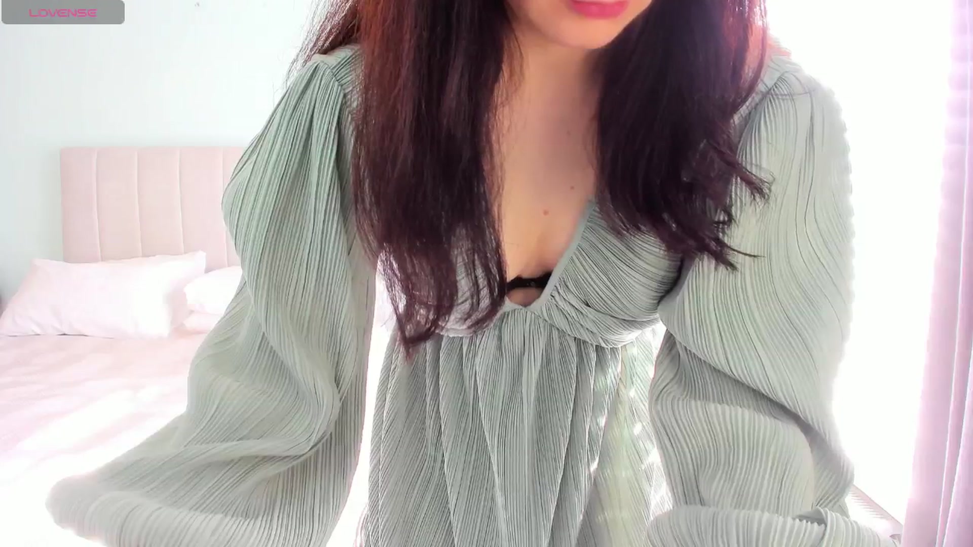 Gallery image thumbnail from SylviaShine's myfreecams stream on, 03/17/2026, 10:47 image 4 of 20