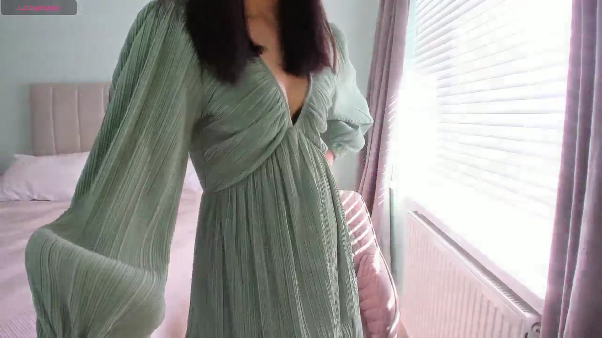 Gallery image thumbnail from SylviaShine's myfreecams stream on, 03/17/2026, 13:37 image 14 of 20