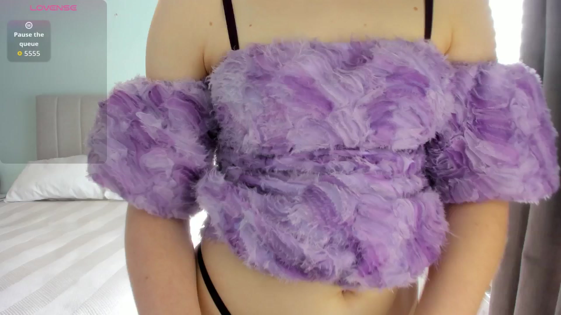 Gallery image thumbnail from SylviaShine's myfreecams stream on, 03/19/2026, 12:45 image 7 of 20