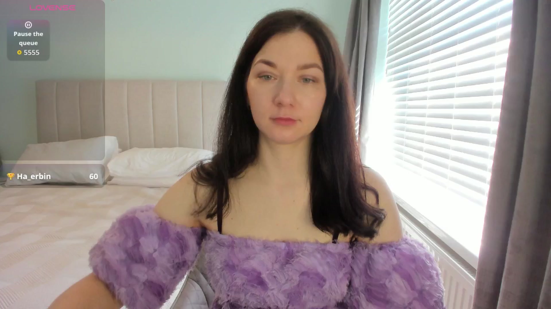 Gallery image thumbnail from SylviaShine's myfreecams stream on, 03/19/2026, 15:17 image 9 of 20