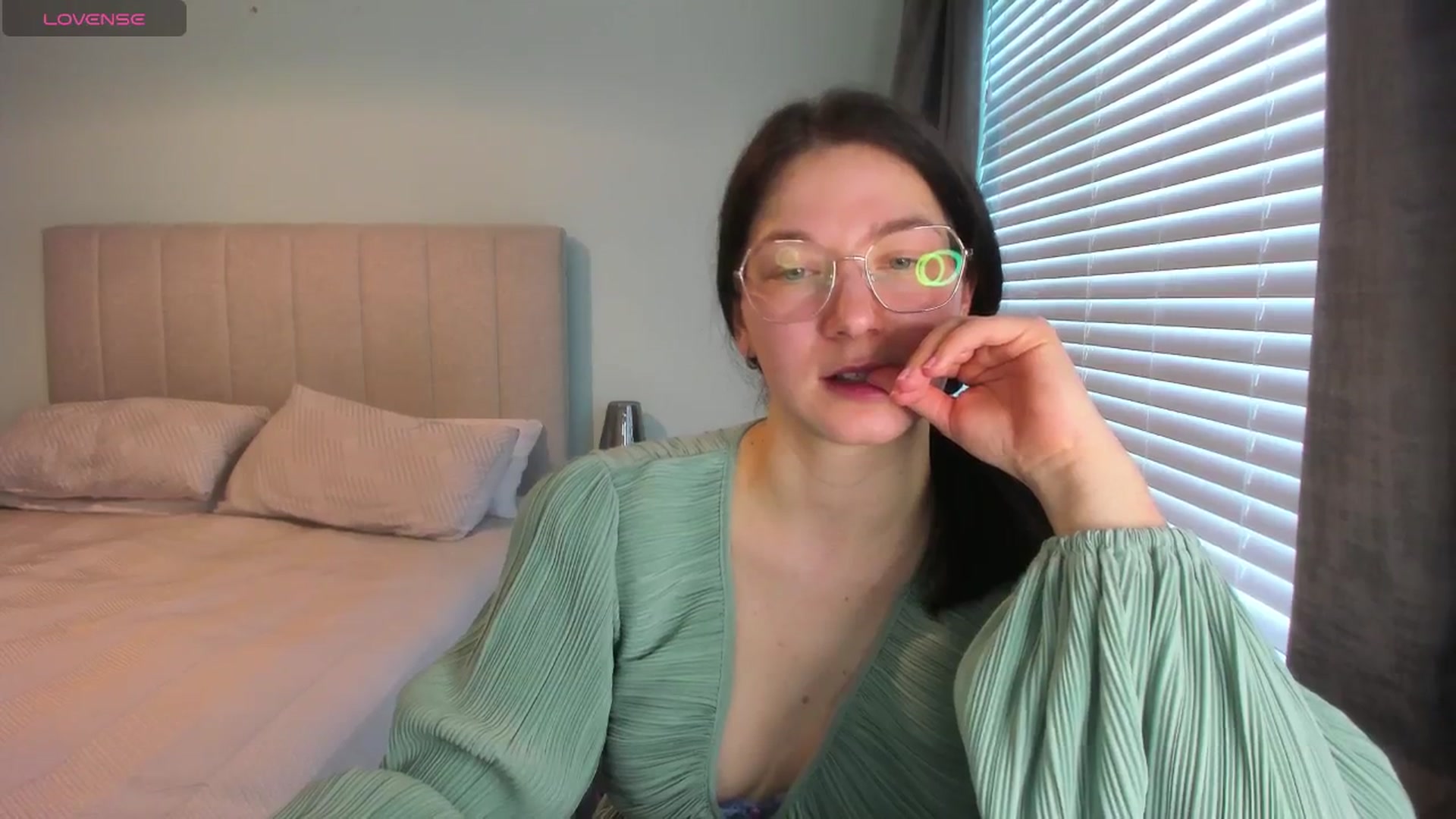 Gallery image thumbnail from SylviaShine's myfreecams stream on, 03/24/2026, 14:23 image 18 of 20