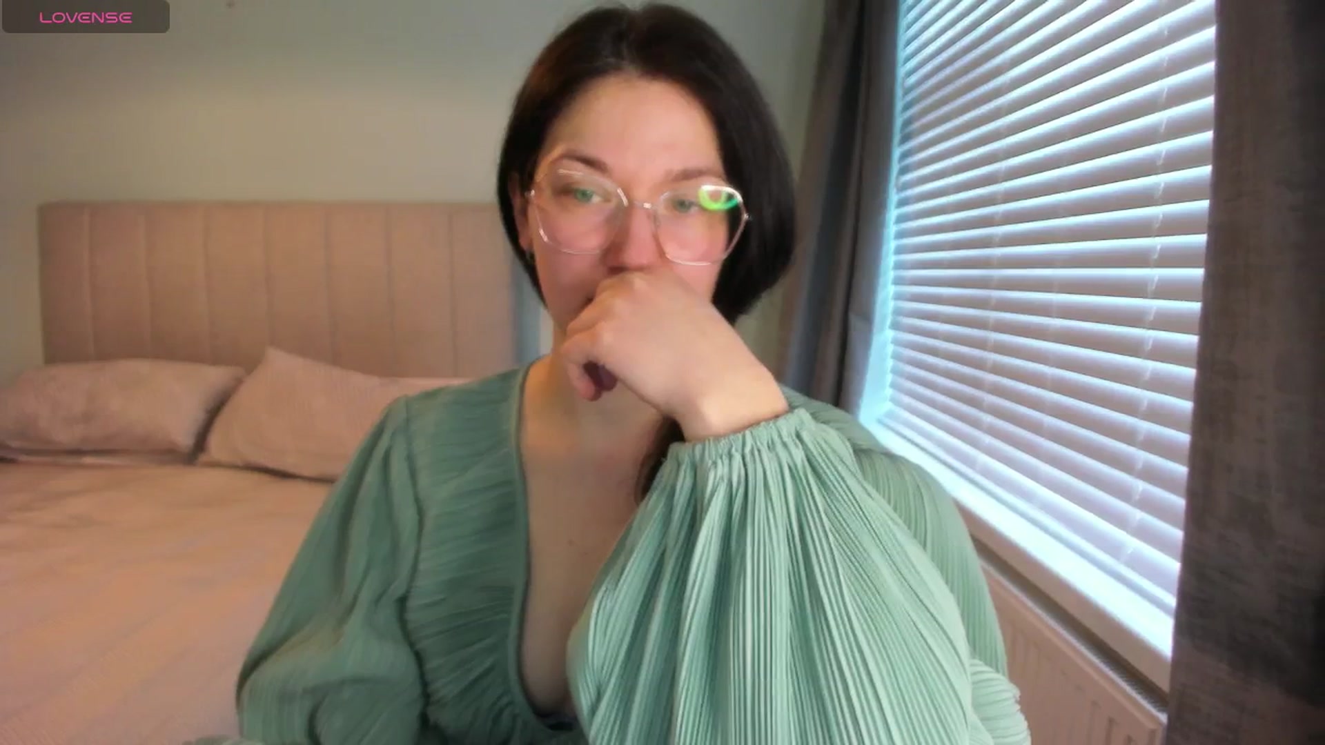 Gallery image thumbnail from SylviaShine's myfreecams stream on, 03/24/2026, 14:23 image 11 of 20
