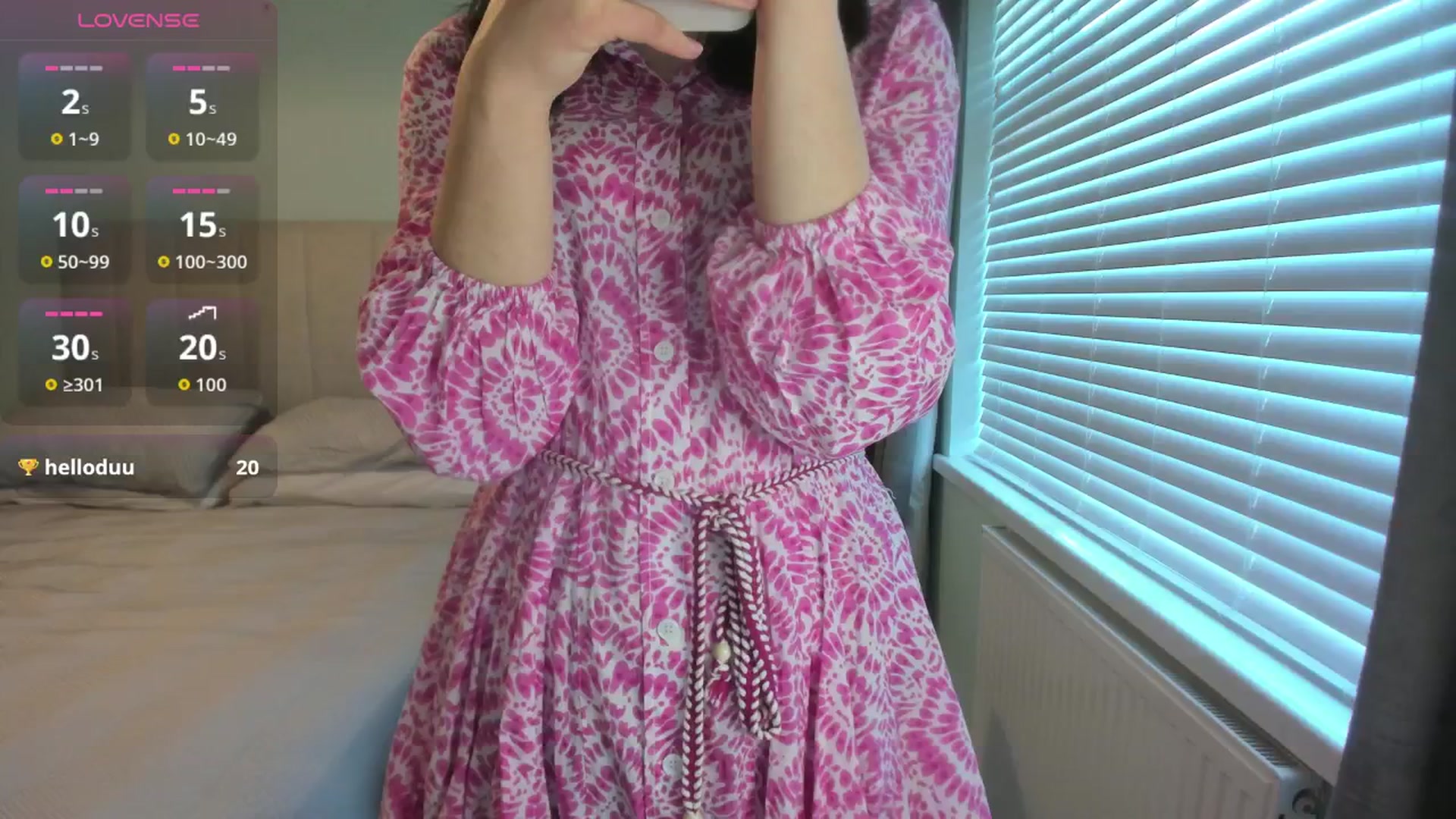 Gallery image thumbnail from SylviaShine's myfreecams stream on, 03/28/2026, 18:17 image 10 of 20