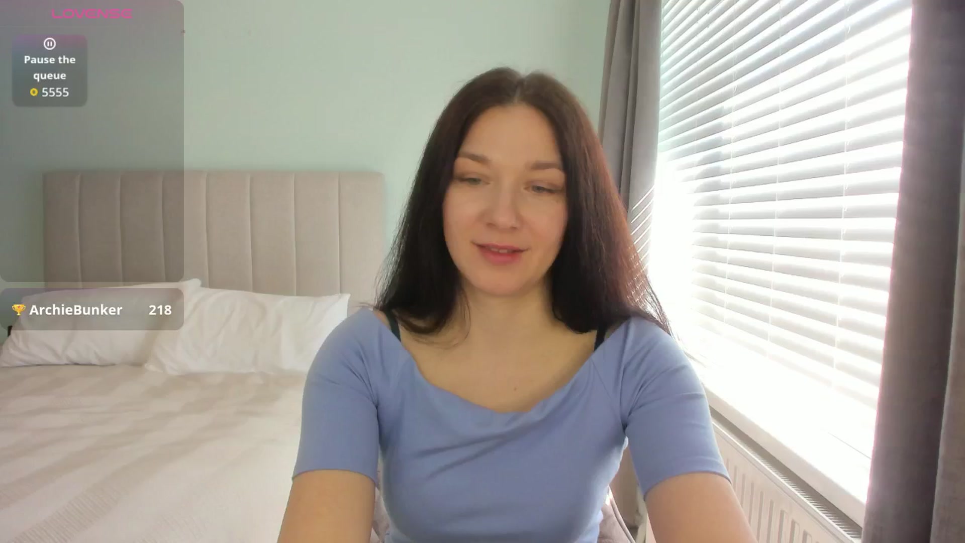 Gallery image thumbnail from SylviaShine's myfreecams stream on, 03/31/2026, 13:12 image 13 of 20