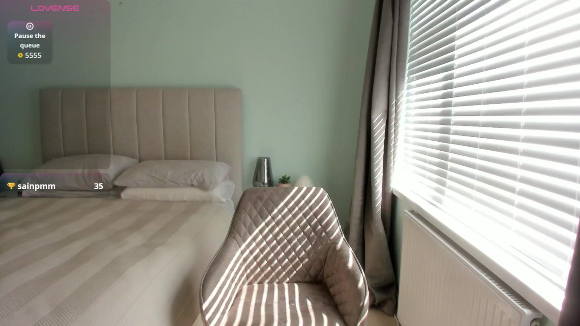 Gallery image thumbnail from SylviaShine's myfreecams stream on, 04/06/2026, 12:41 image 10 of 20