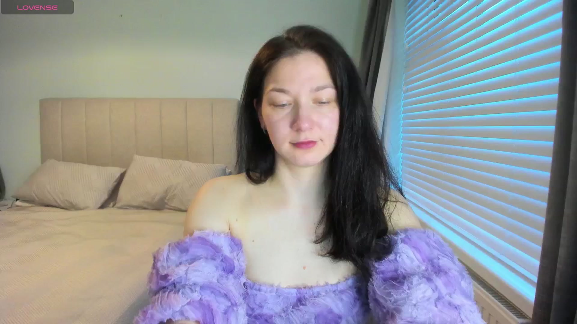 Gallery image thumbnail from SylviaShine's myfreecams stream on, 04/16/2026, 19:22 image 11 of 20