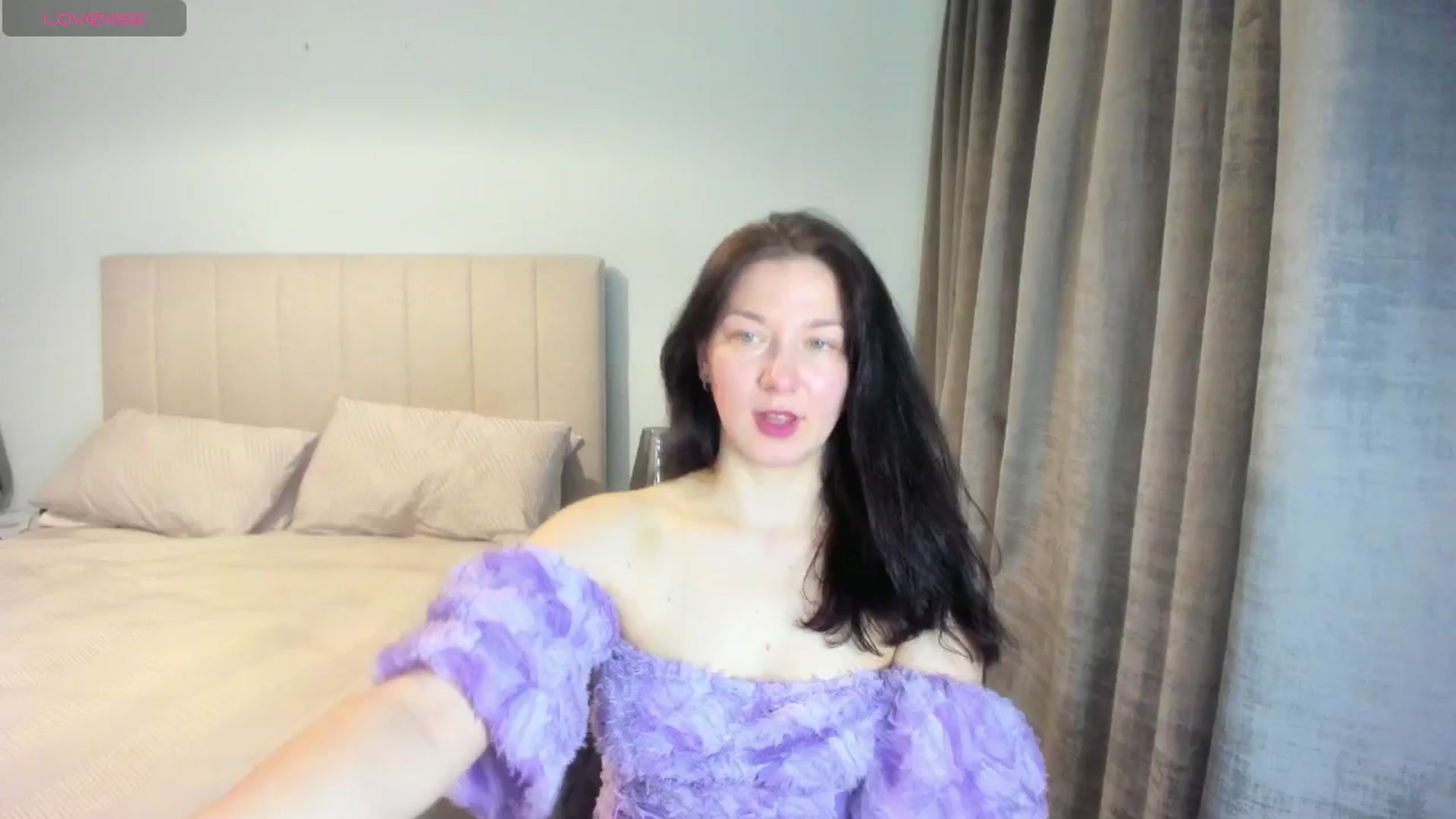 Gallery image thumbnail from SylviaShine's myfreecams stream on, 04/16/2026, 19:22 image 15 of 20