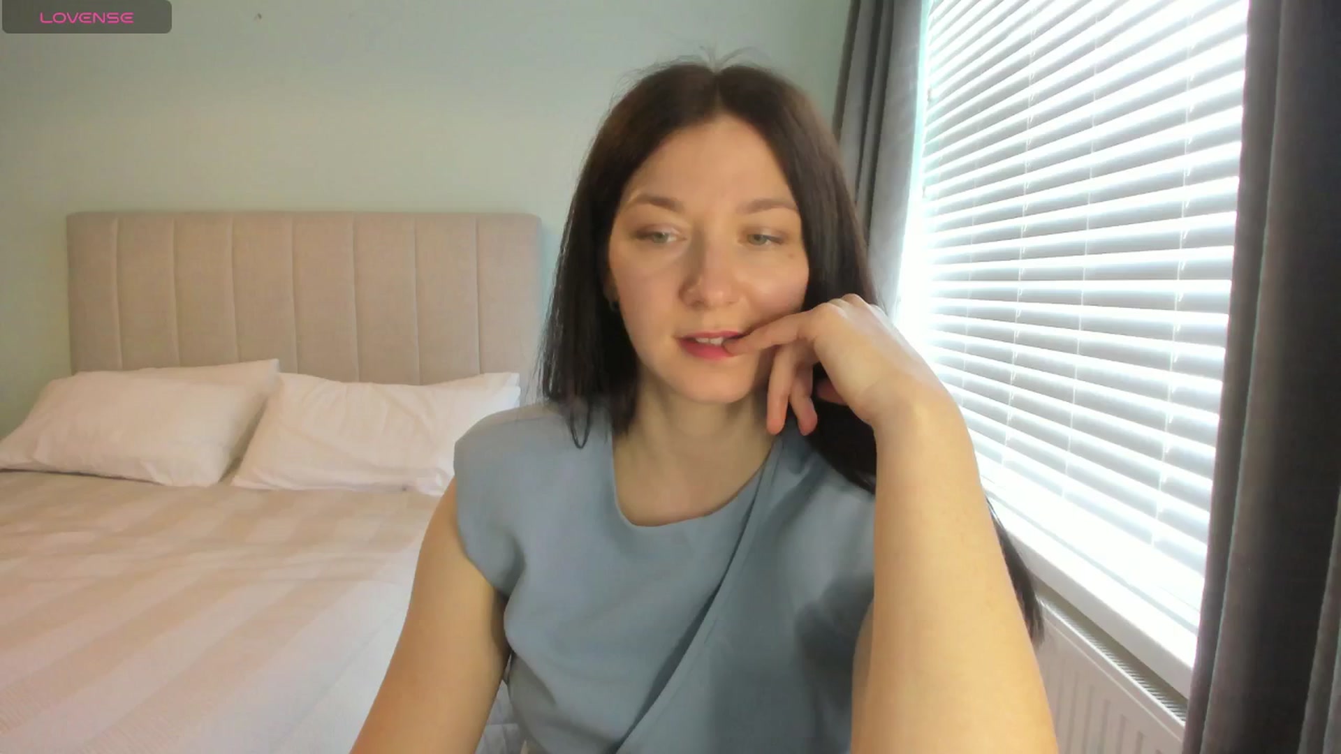 Gallery image thumbnail from SylviaShine's myfreecams stream on, 04/22/2026, 16:54 image 4 of 20