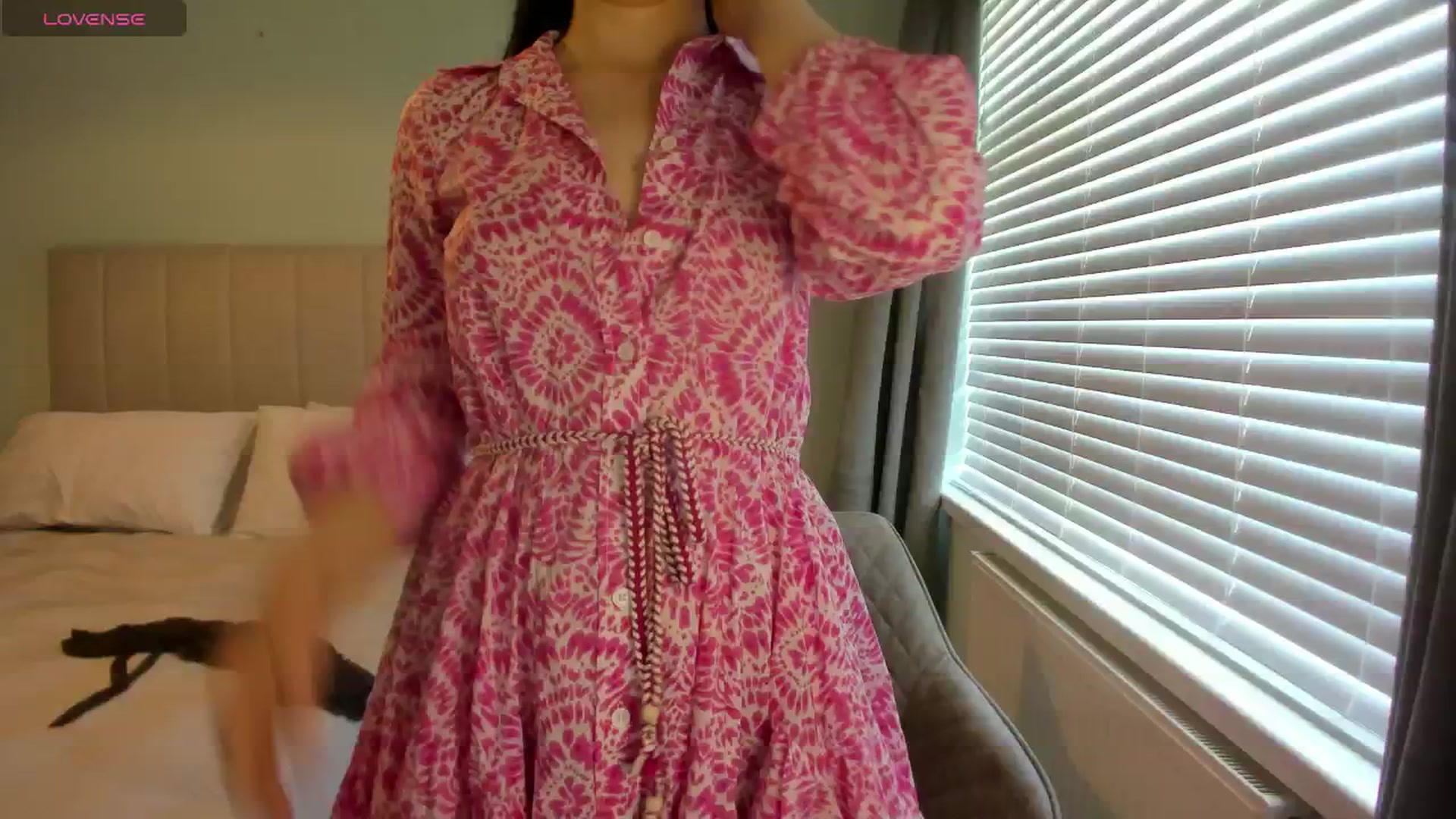 Gallery image thumbnail from SylviaShine's myfreecams stream on, 04/25/2026, 16:48 image 17 of 20