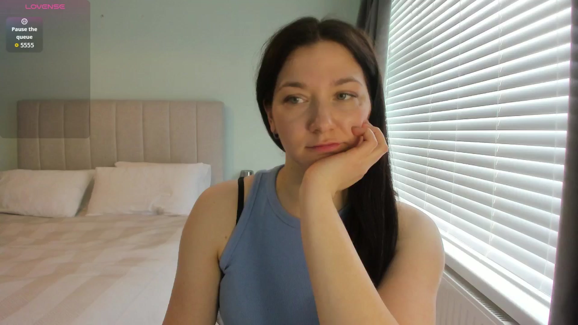 Gallery image thumbnail from SylviaShine's myfreecams stream on, 04/26/2026, 14:22 image 19 of 20