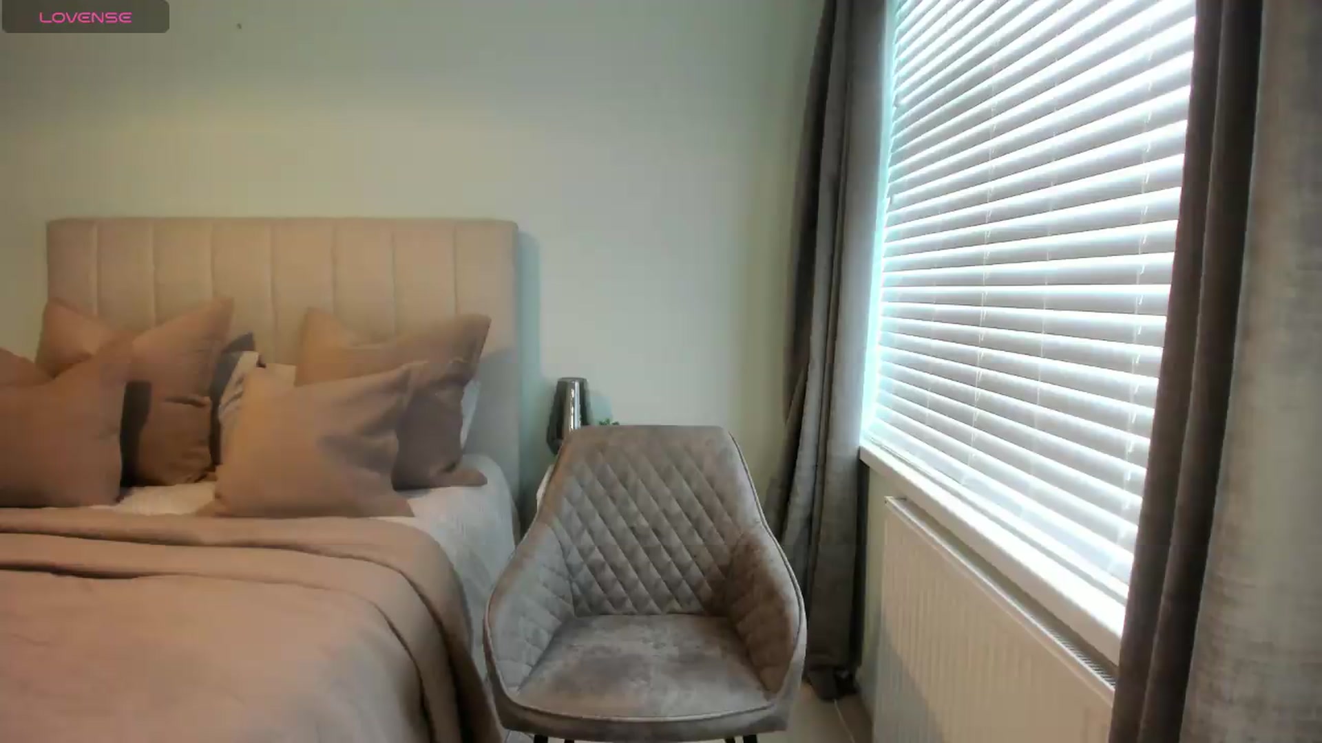 Gallery image thumbnail from SylviaShine's myfreecams stream on, 05/14/2026, 13:23 image 20 of 20