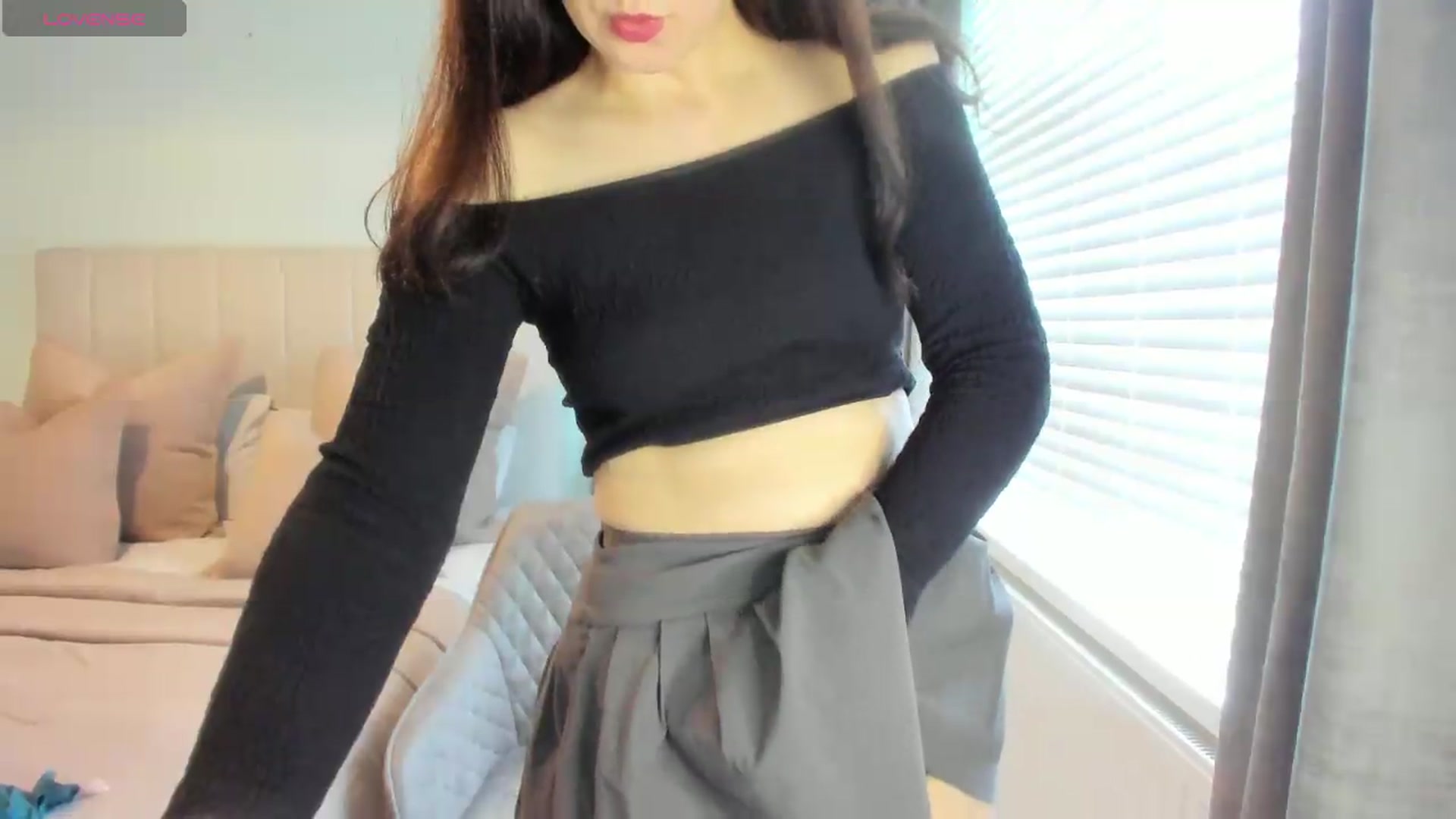Gallery image thumbnail from SylviaShine's myfreecams stream on, 05/14/2026, 13:23 image 7 of 20