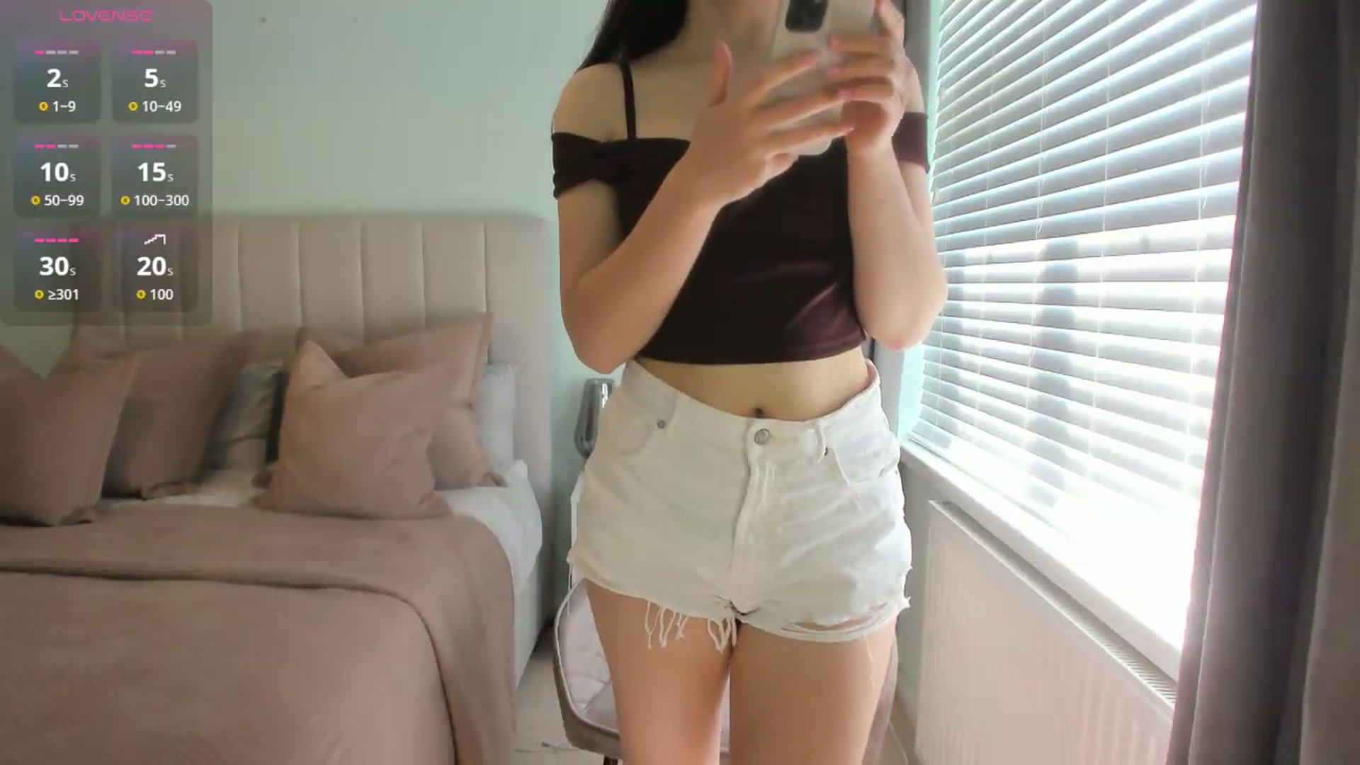 Gallery image thumbnail from SylviaShine's myfreecams stream on, 06/09/2026, 09:41 image 13 of 20