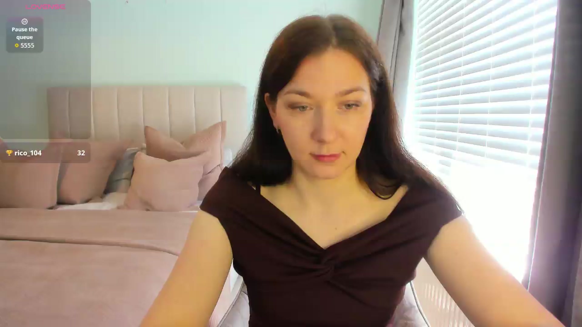 Gallery image thumbnail from SylviaShine's myfreecams stream on, 06/09/2026, 13:02 image 14 of 20