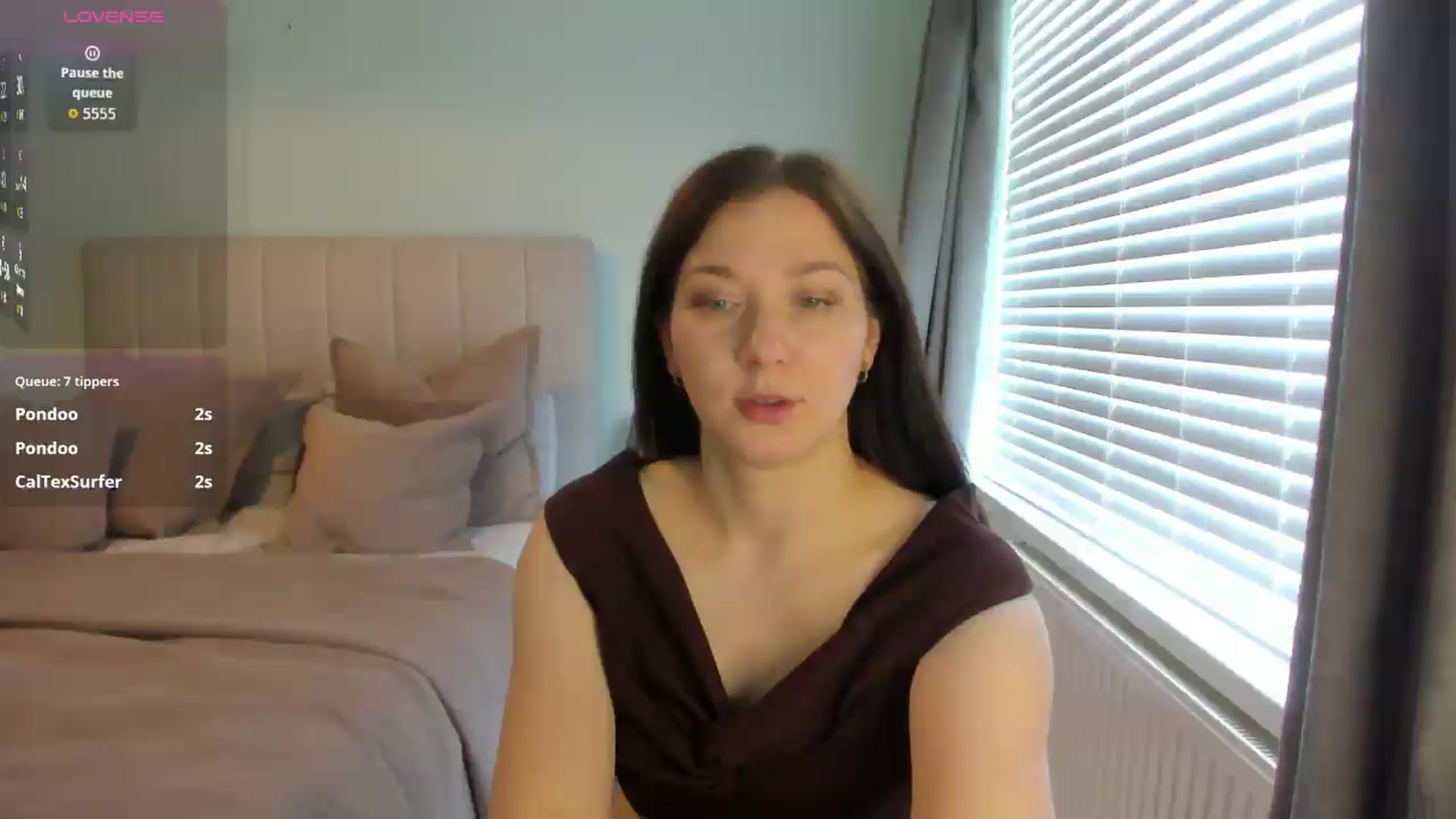 Gallery image thumbnail from SylviaShine's myfreecams stream on, 06/09/2026, 14:00 image 17 of 20