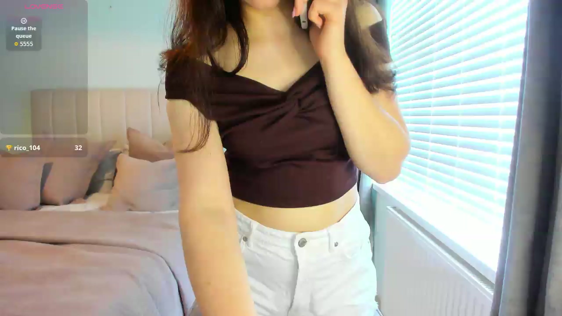 Gallery image thumbnail from SylviaShine's myfreecams stream on, 06/09/2026, 14:00 image 6 of 20