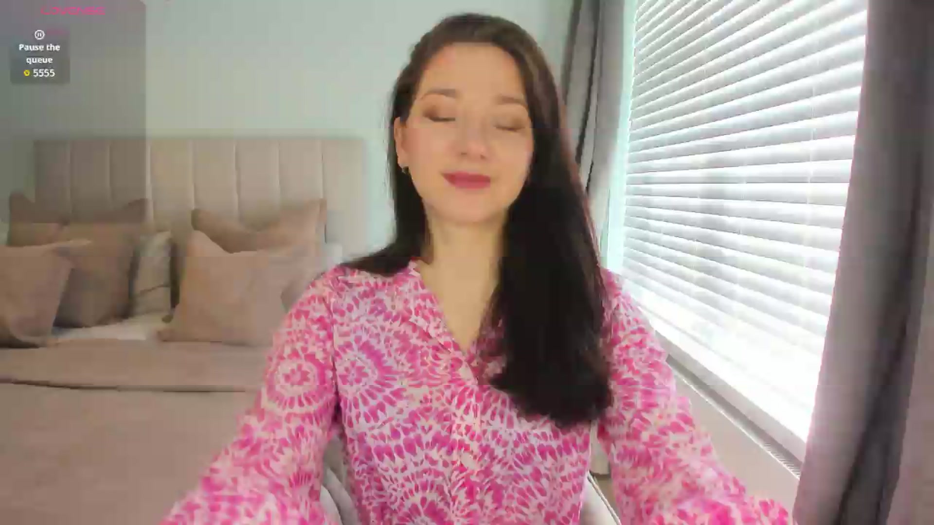 Gallery image thumbnail from SylviaShine's myfreecams stream on, 06/10/2026, 09:47 image 9 of 20