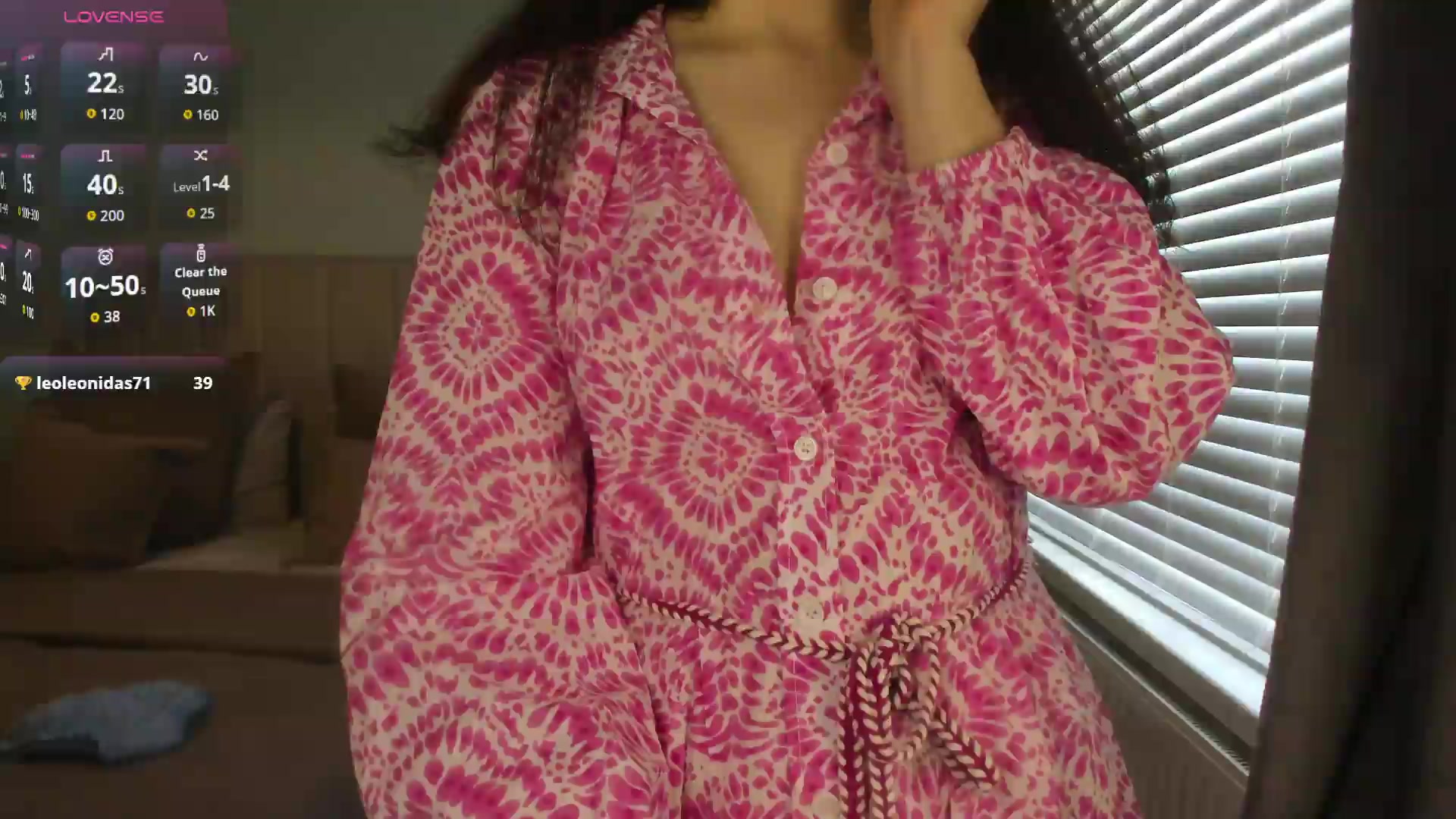 Gallery image thumbnail from SylviaShine's myfreecams stream on, 06/10/2026, 17:09 image 18 of 20
