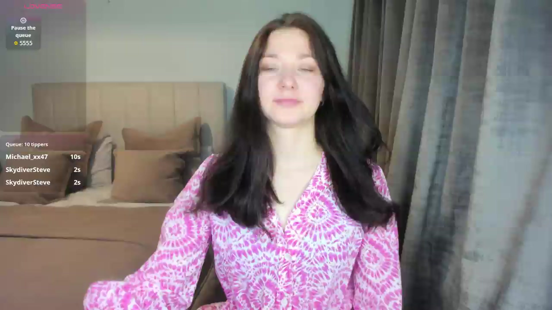 Gallery image thumbnail from SylviaShine's myfreecams stream on, 06/10/2026, 19:19 image 4 of 20