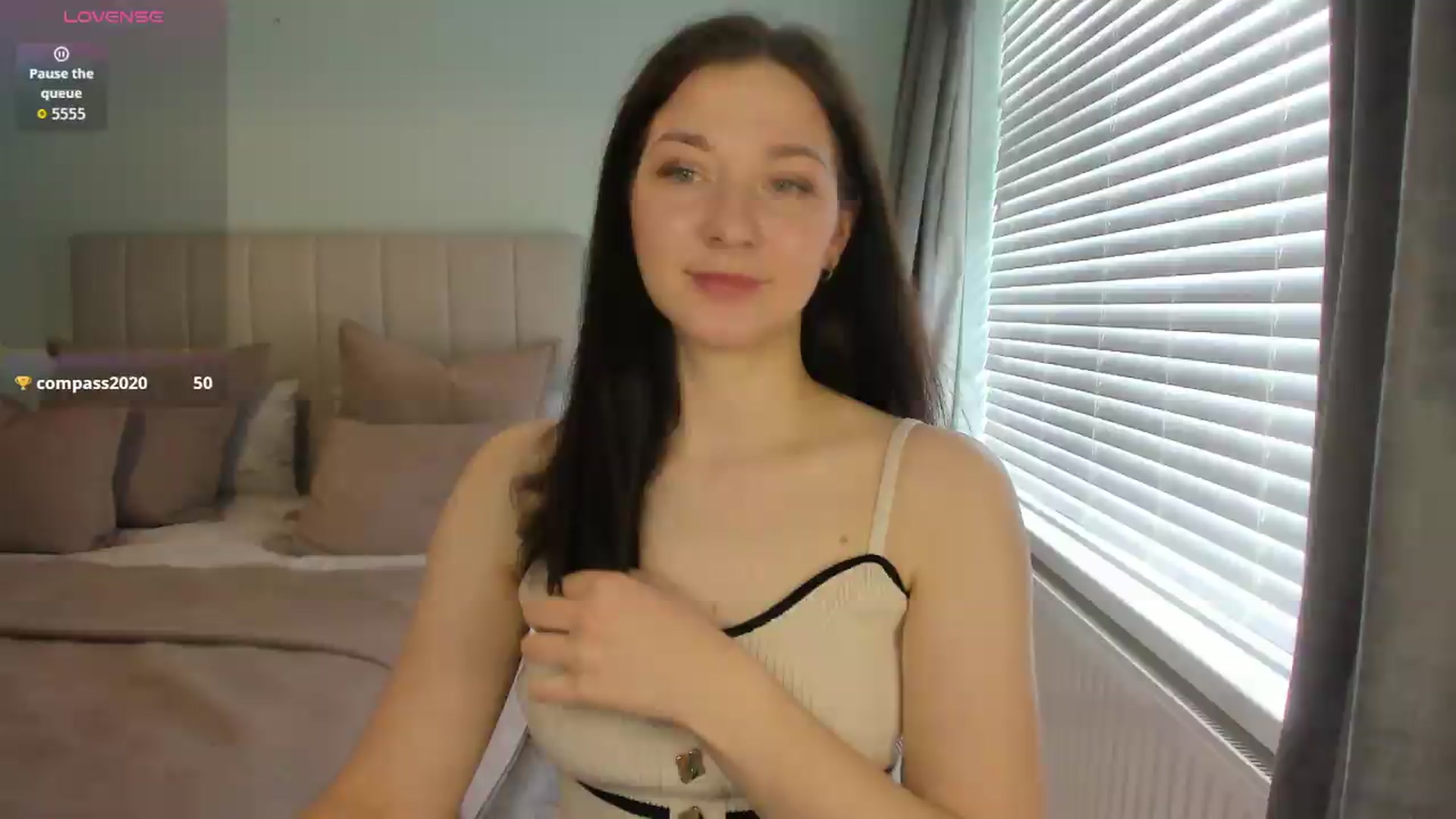 Gallery image thumbnail from SylviaShine's myfreecams stream on, 06/11/2026, 11:45 image 11 of 20