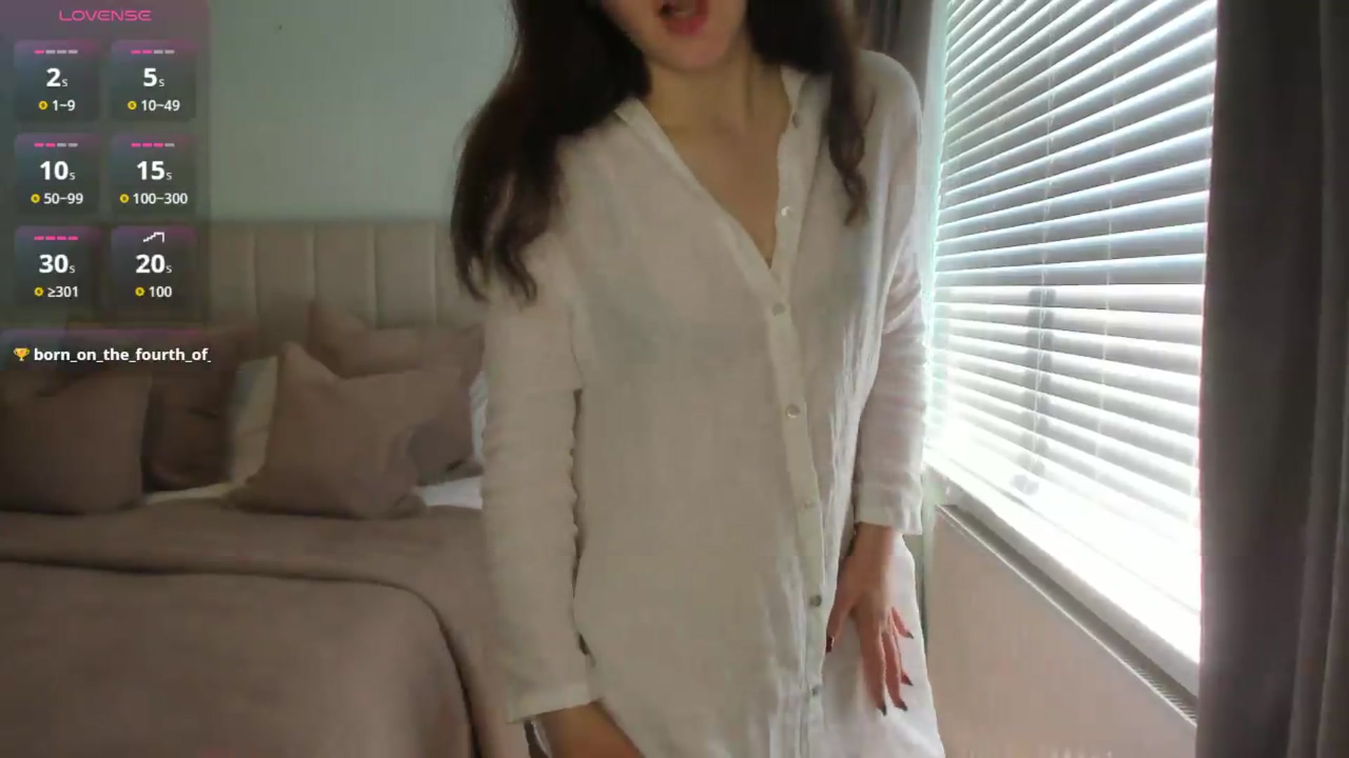 Gallery image thumbnail from SylviaShine's myfreecams stream on, 06/23/2026, 11:21 image 17 of 20