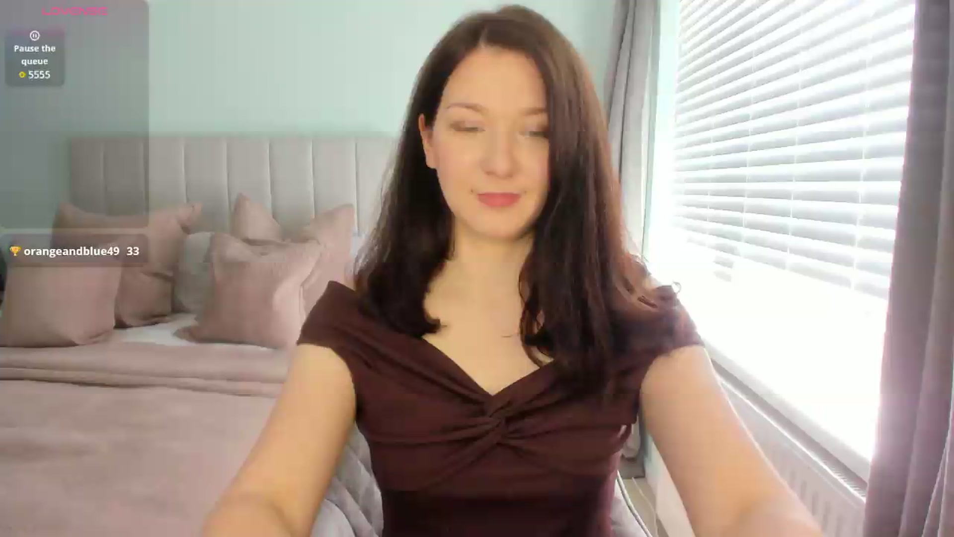 Gallery image thumbnail from SylviaShine's myfreecams stream on, 07/01/2026, 13:37 image 4 of 20