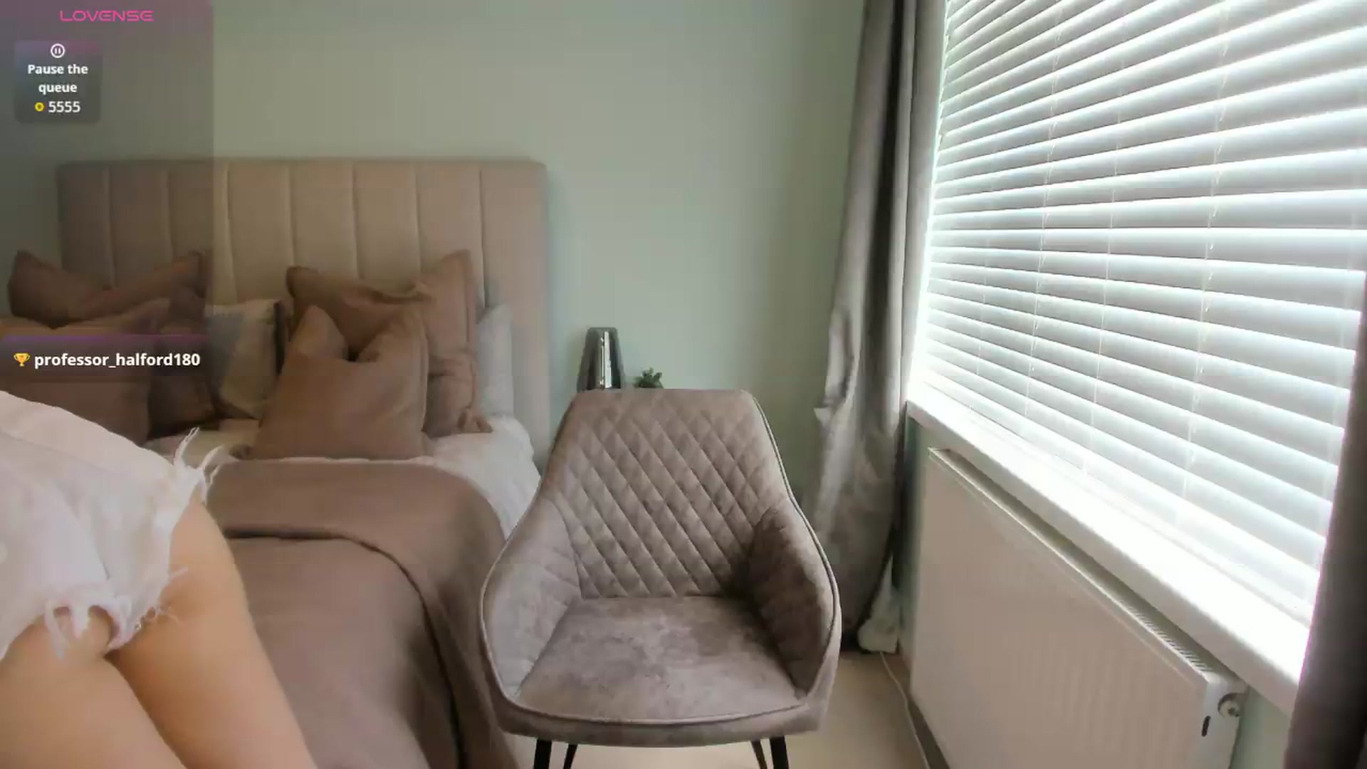 Gallery image thumbnail from SylviaShine's myfreecams stream on, 07/05/2026, 14:06 image 1 of 20