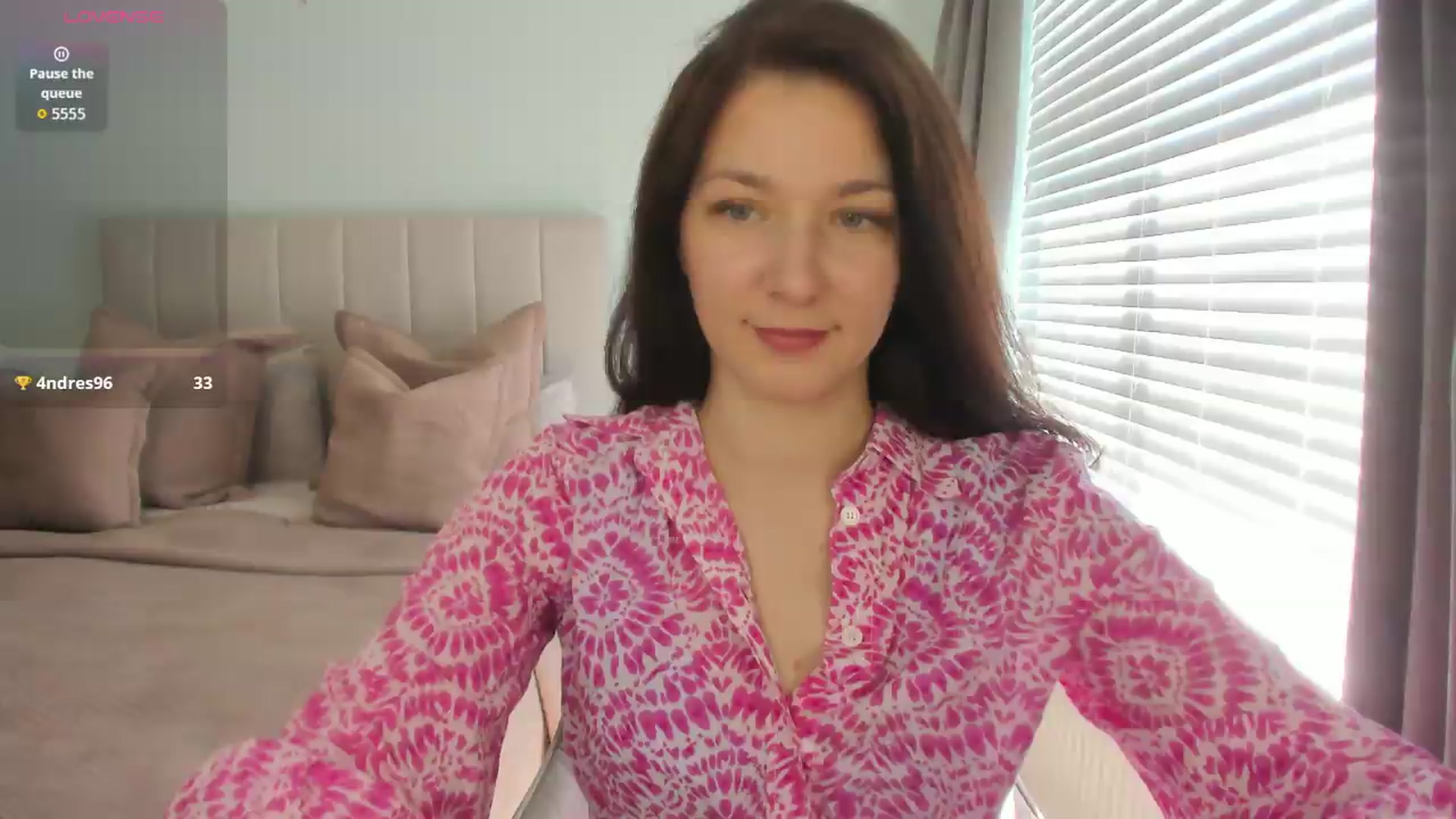 Gallery image thumbnail from SylviaShine's myfreecams stream on, 08/05/2026, 11:02 image 10 of 20