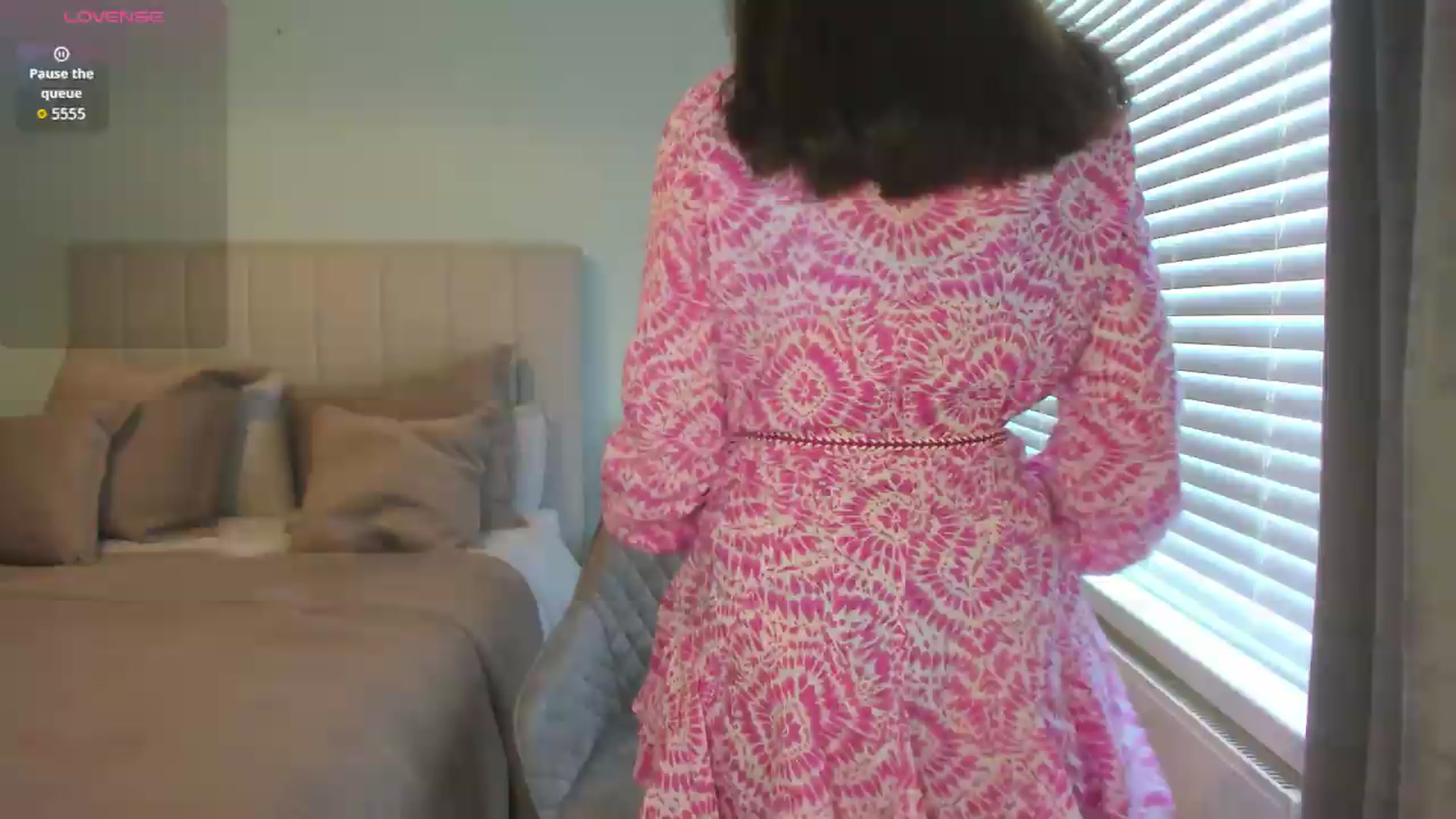 Gallery image thumbnail from SylviaShine's myfreecams stream on, 08/05/2026, 16:42 image 3 of 20