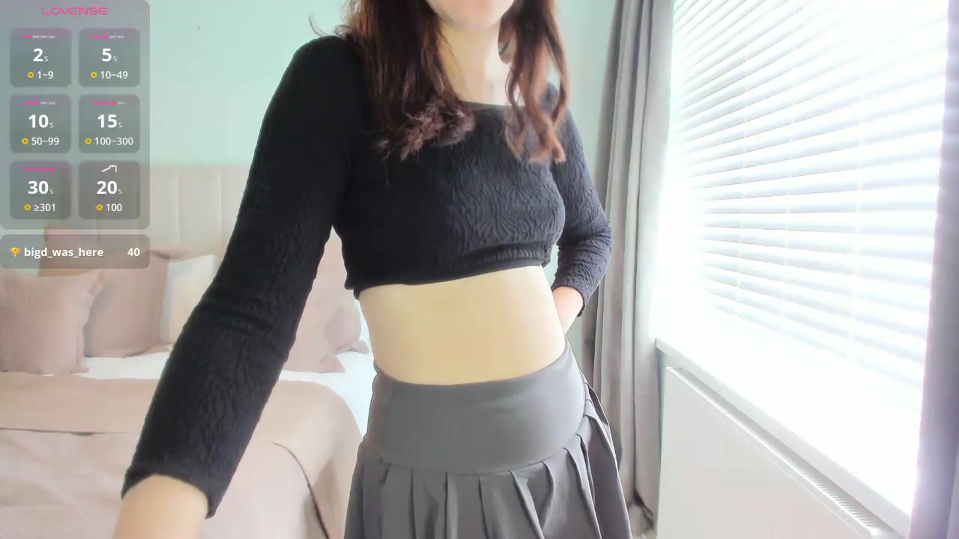 Gallery image thumbnail from SylviaShine's myfreecams stream on, 09/01/2026, 11:38 image 19 of 20