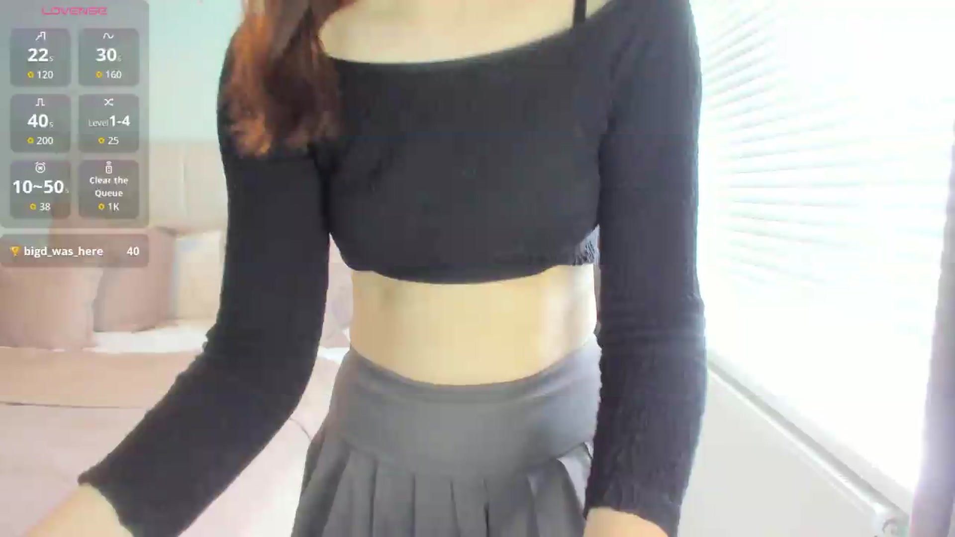 Gallery image thumbnail from SylviaShine's myfreecams stream on, 09/01/2026, 11:38 image 14 of 20