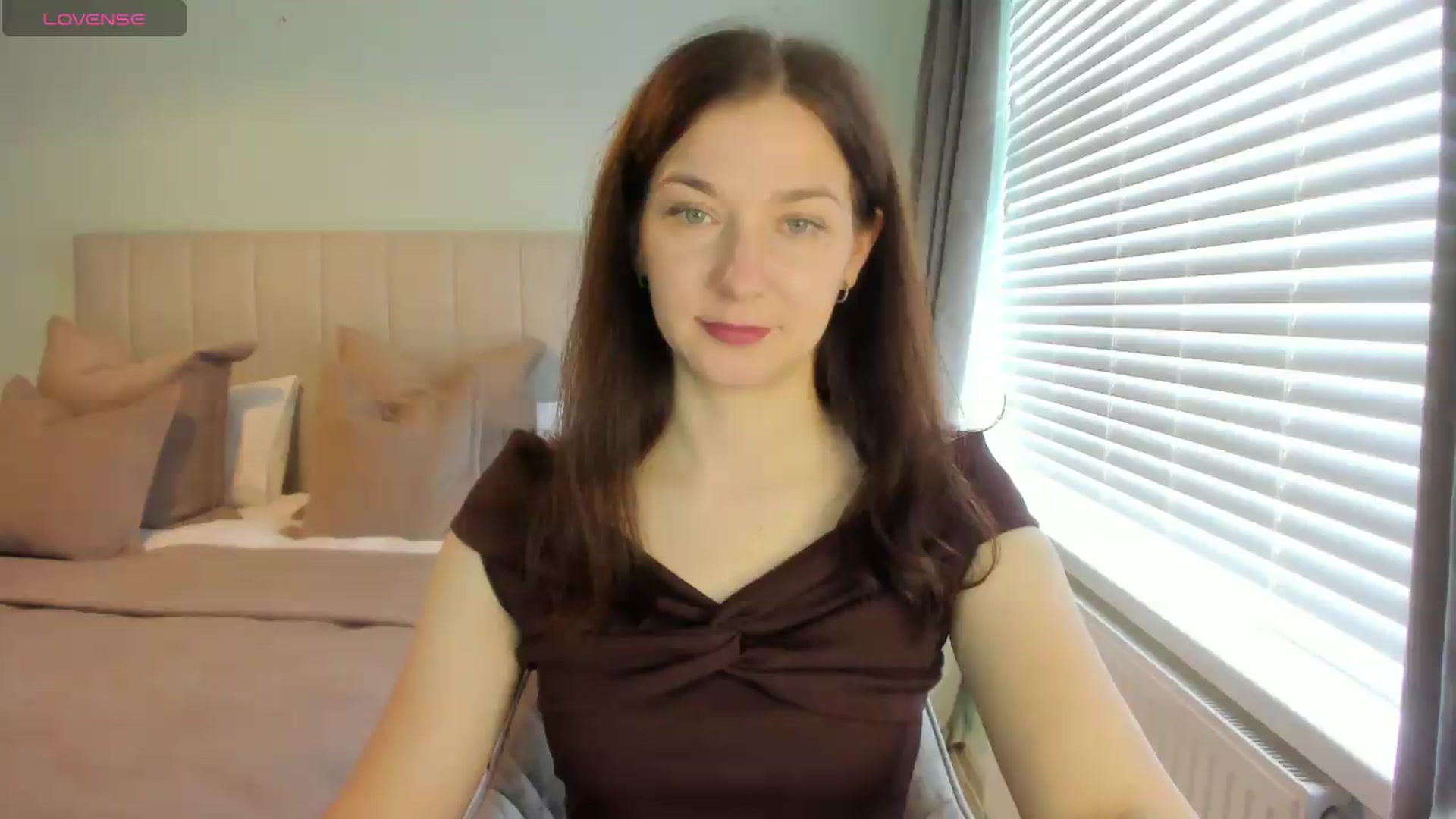 Gallery image thumbnail from SylviaShine's myfreecams stream on, 09/02/2026, 15:59 image 5 of 20