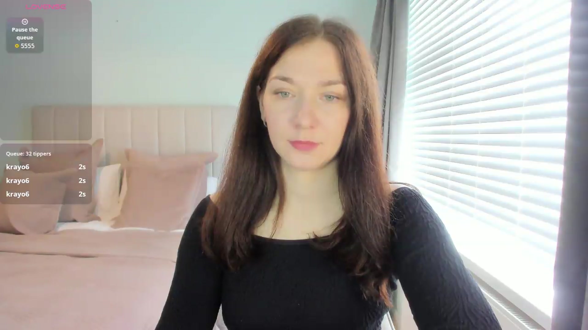 Gallery image thumbnail from SylviaShine's myfreecams stream on, 09/03/2026, 10:11 image 18 of 20