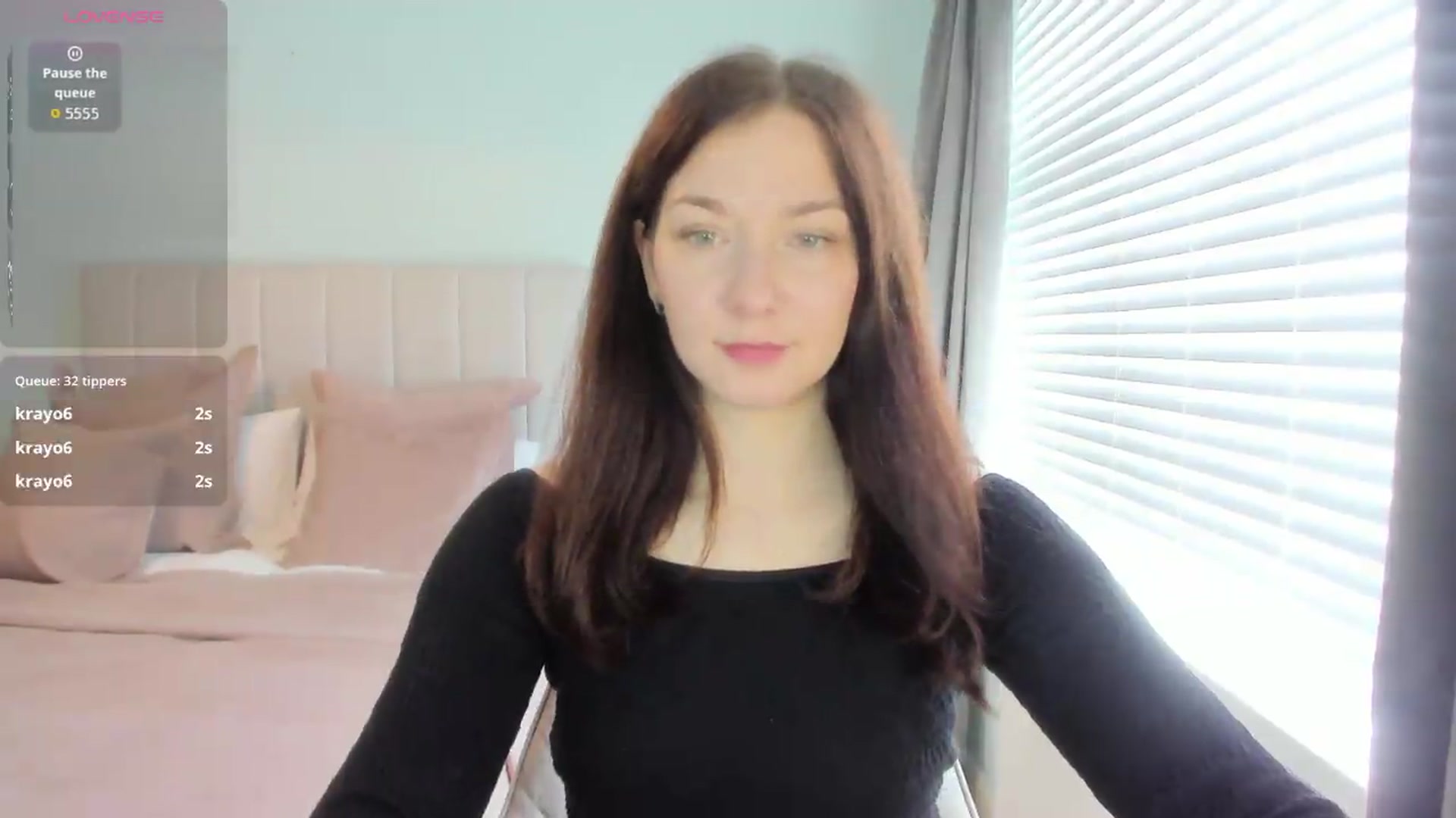 Gallery image thumbnail from SylviaShine's myfreecams stream on, 09/03/2026, 10:11 image 17 of 20